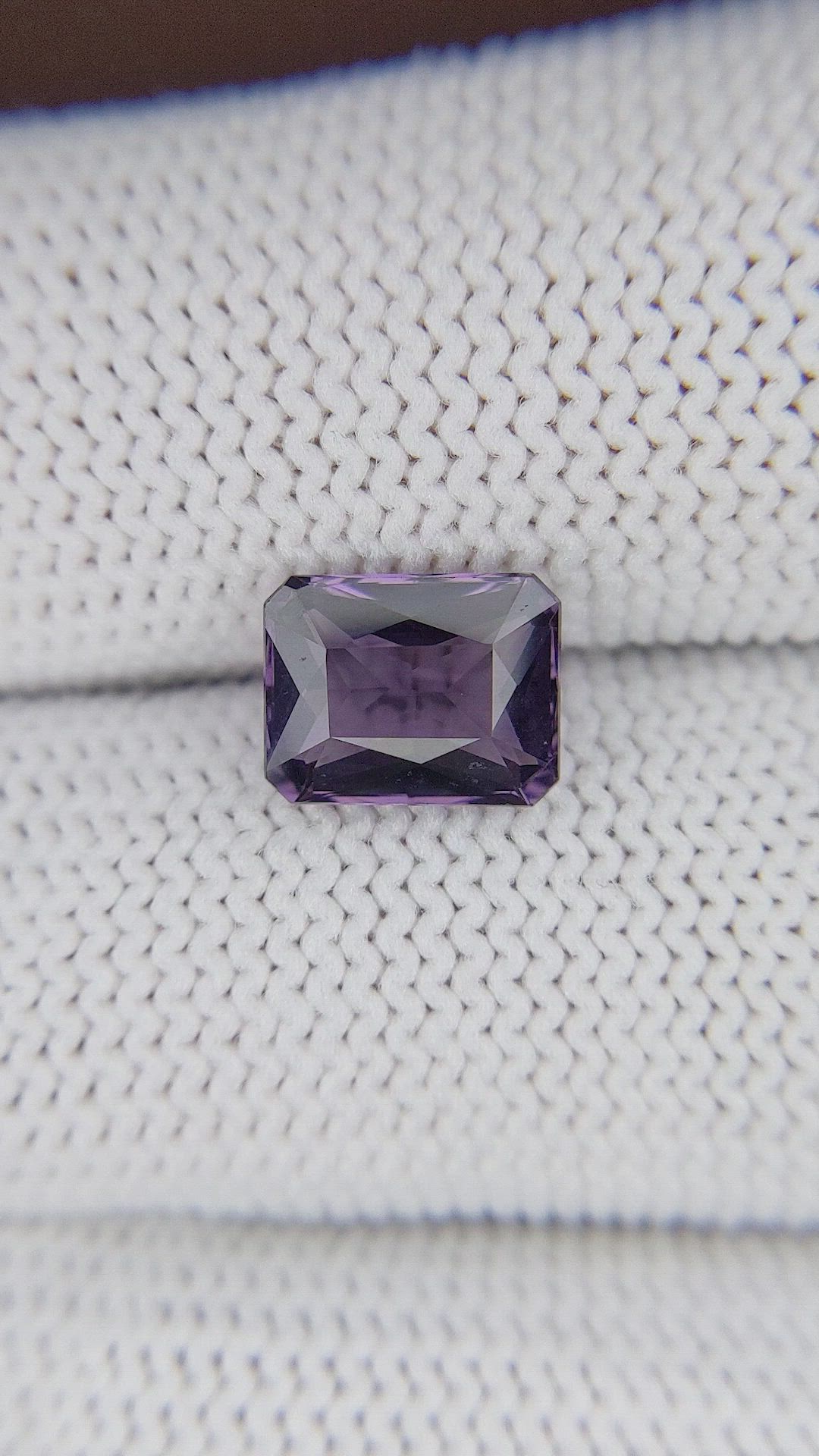 2.52 Ct. Purple Spinel from Ceylon (Sri Lanka) Size Video