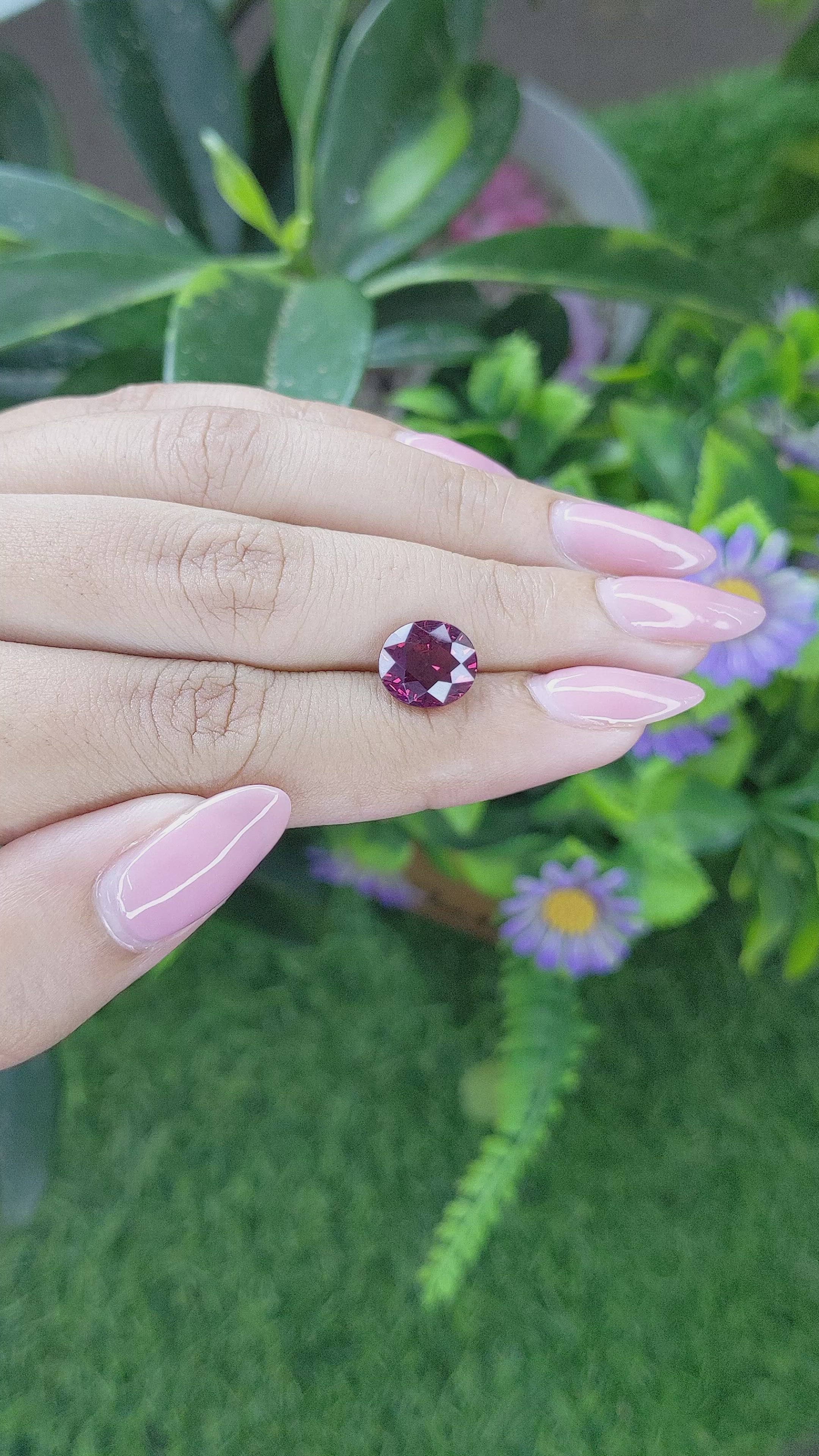 4.32 Ct. Red Garnet from Ceylon (Sri Lanka) Size Video