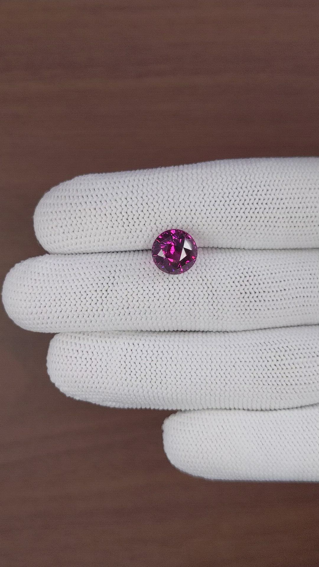 5.45 Ct. Purplish Pink Rhodolite Garnet from Ceylon (Sri Lanka) Size Video