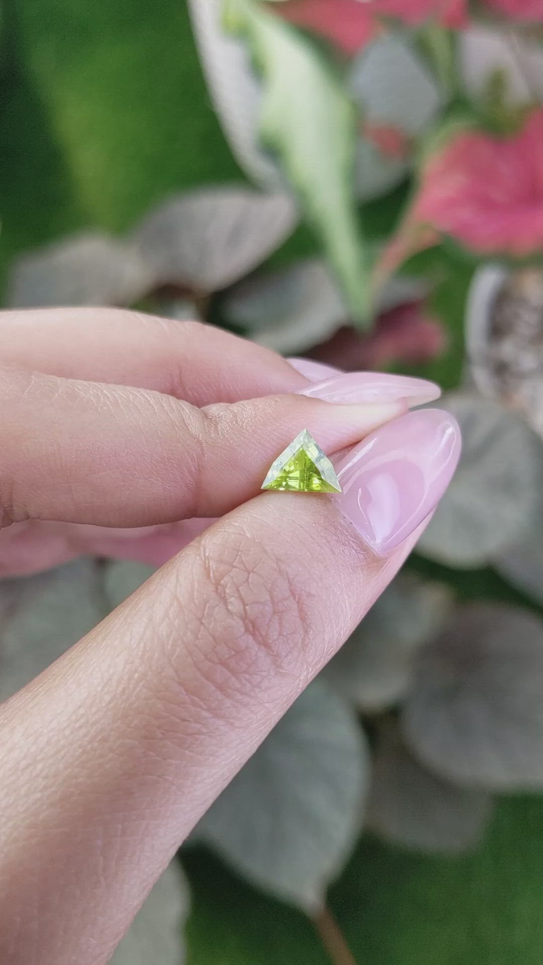 0.85 Ct. Peridot from Ceylon (Sri Lanka) Size Video