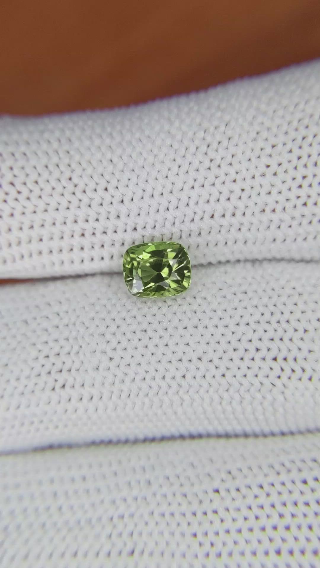 1.22 Ct. Alexandrite from Ceylon (Sri Lanka) Size Video