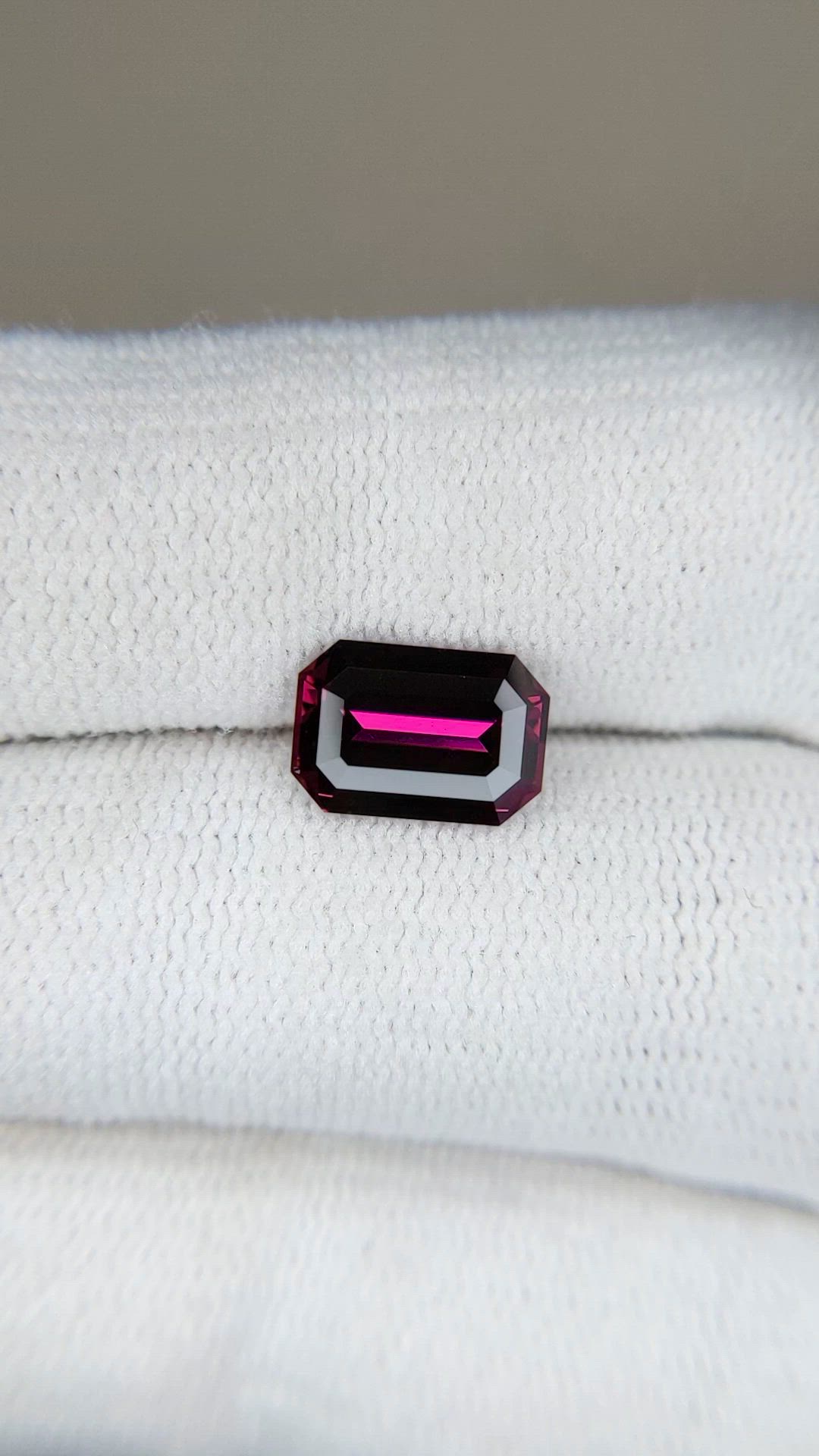 1.93 Ct. Purplish Pink Garnet from Ceylon (Sri Lanka) Size Video