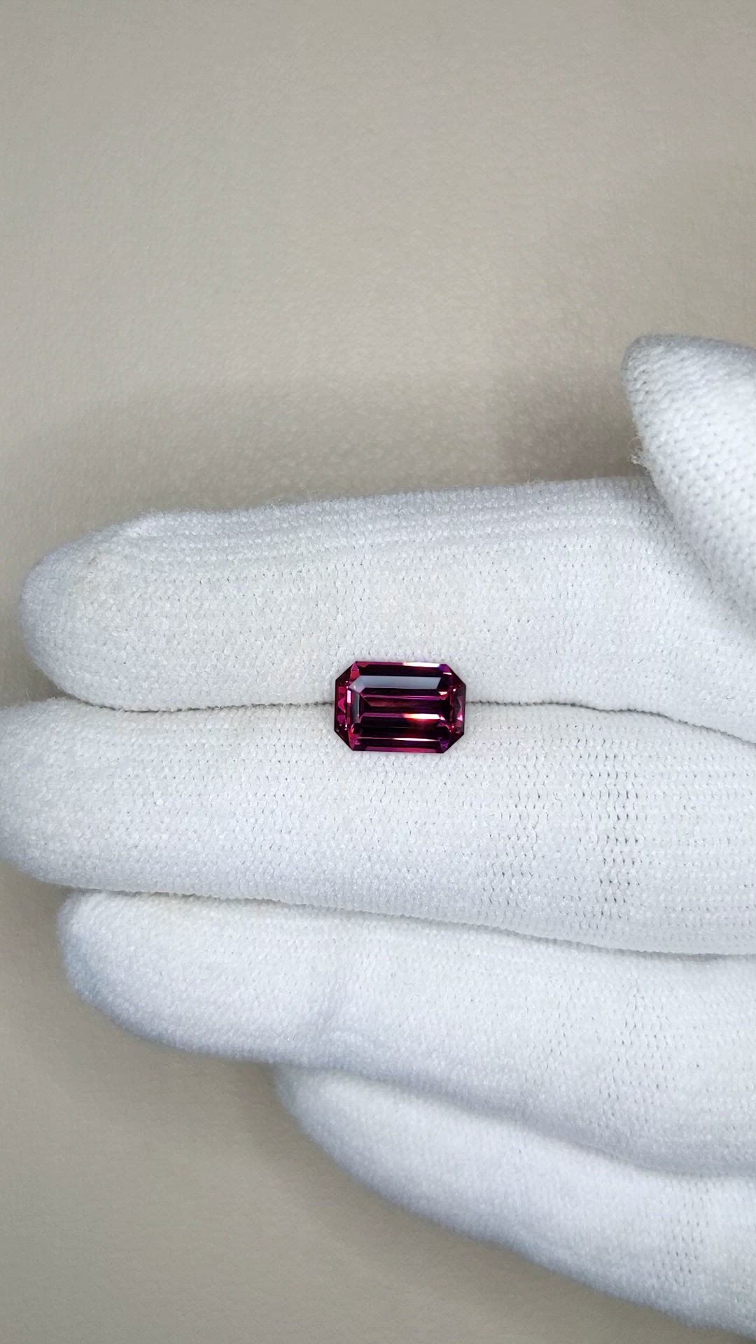 1.93 Ct. Purplish Pink Garnet from Ceylon (Sri Lanka) Size Video