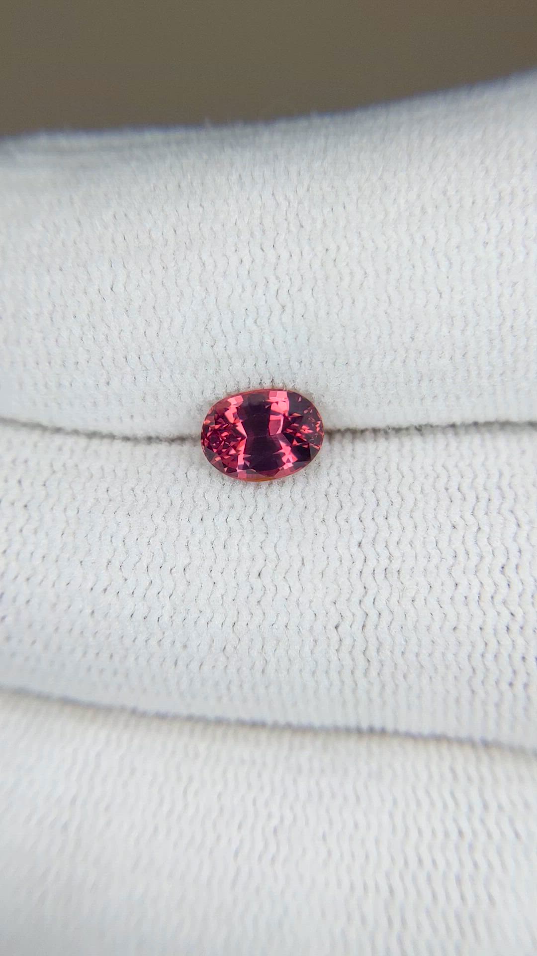 1.00 Ct. Reddish Pink Garnet from Ceylon (Sri Lanka) Size Video