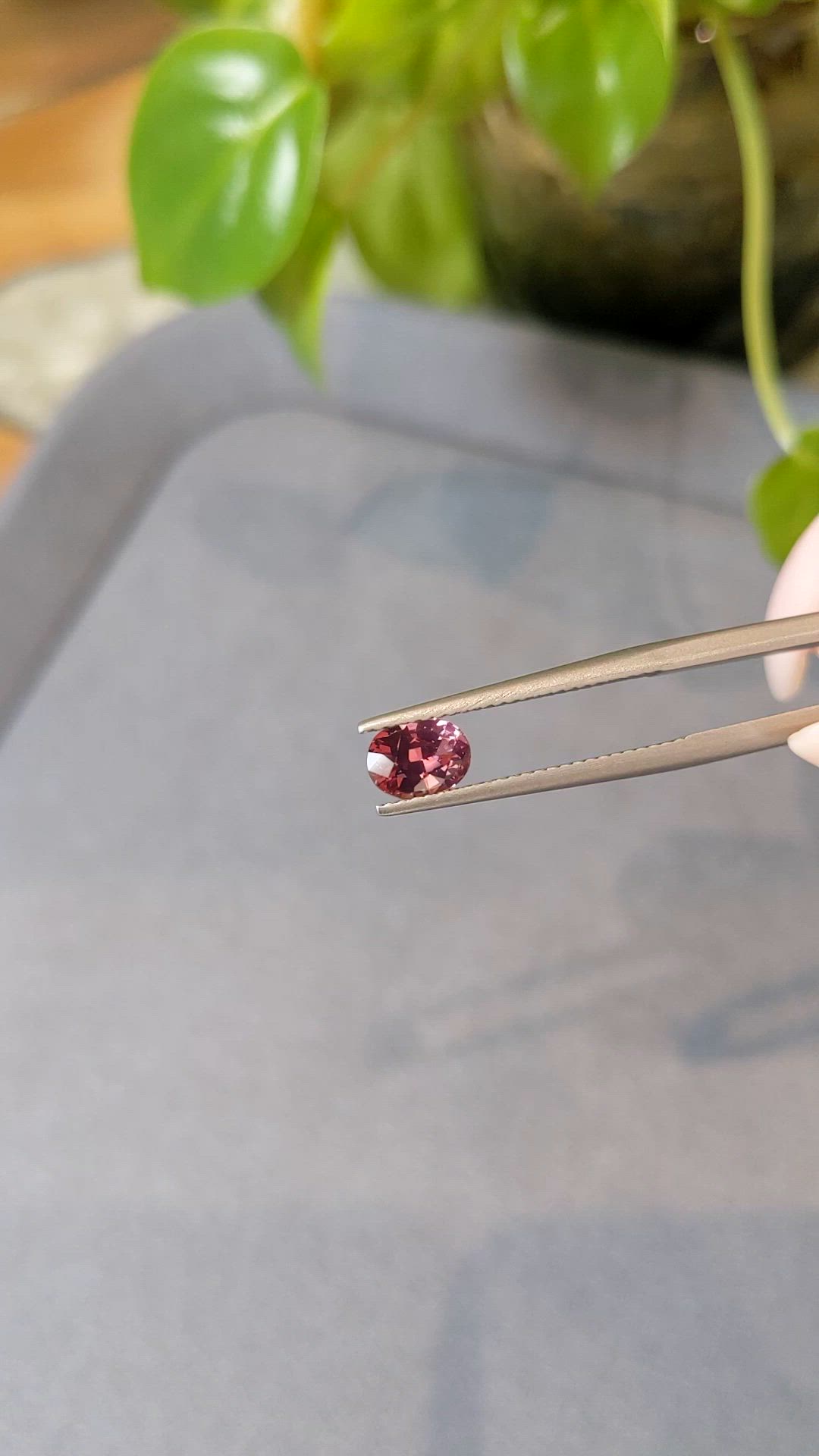1.00 Ct. Reddish Pink Garnet from Ceylon (Sri Lanka) Size Video