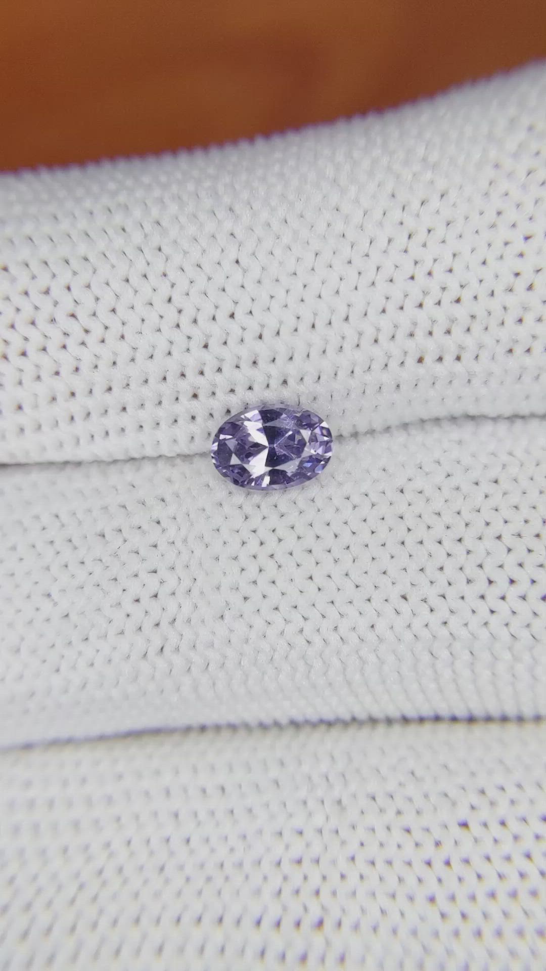 0.70 Ct. Spinel from Ceylon (Sri Lanka) Size Video