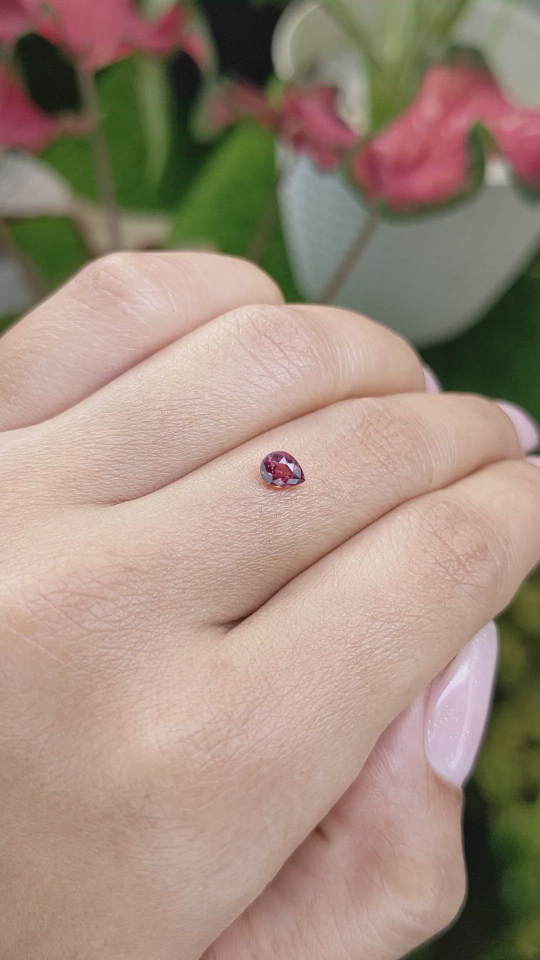 0.43 Ct. Spinel from Ceylon (Sri Lanka) Size Video