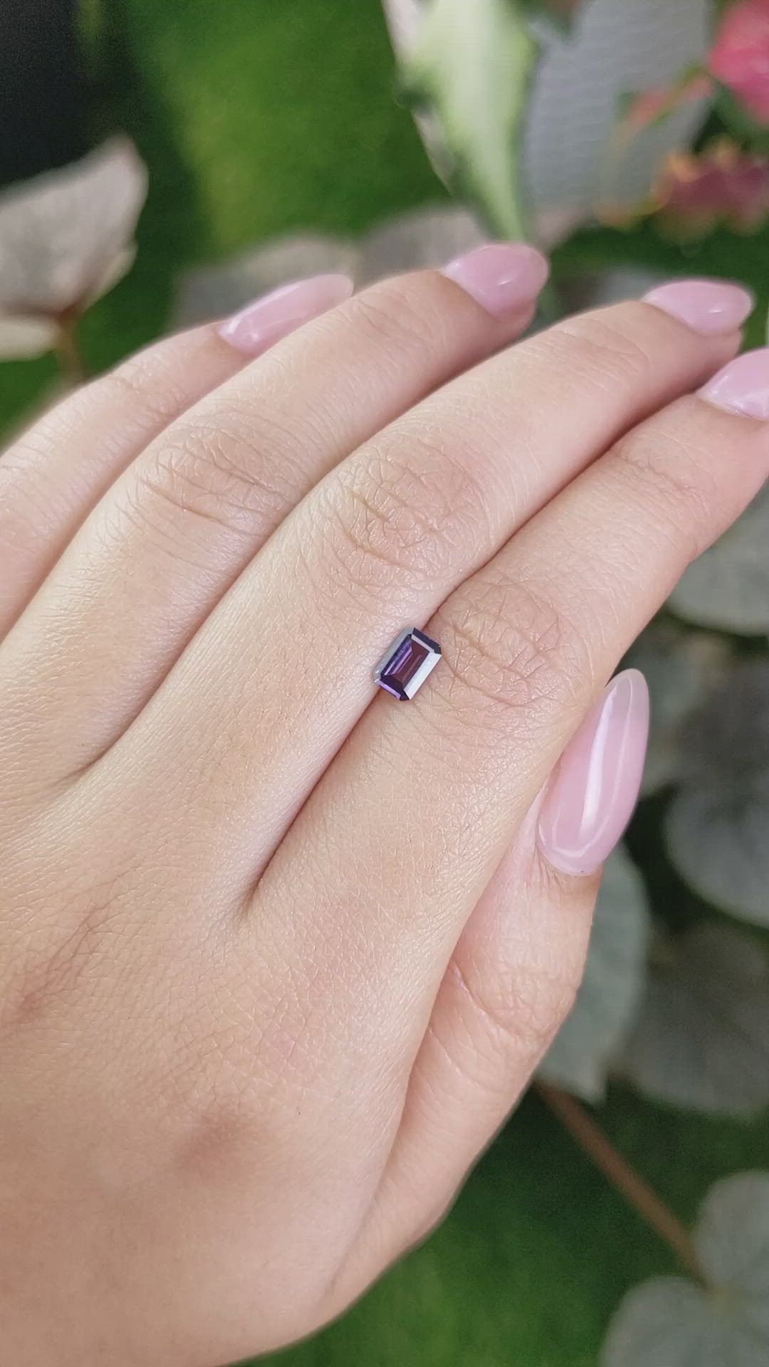 0.52 Ct. Spinel from Ceylon (Sri Lanka) Size Video