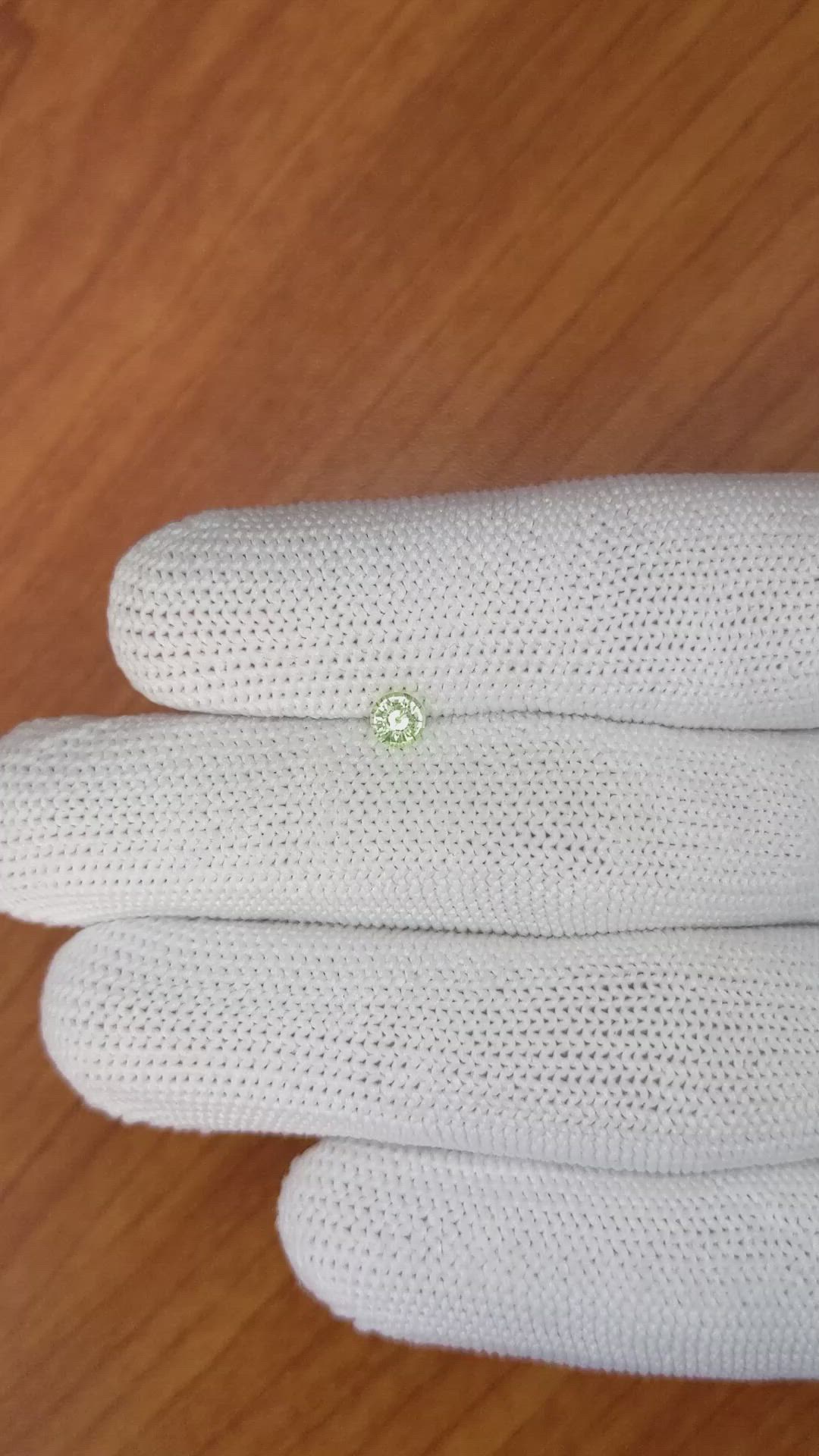 0.37 Ct. Chrysoberyl from Ceylon (Sri Lanka) Size Video