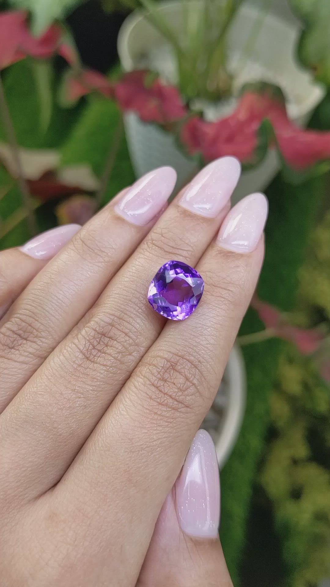 5.95 Ct. Amethyst from Ceylon (Sri Lanka) Size Video