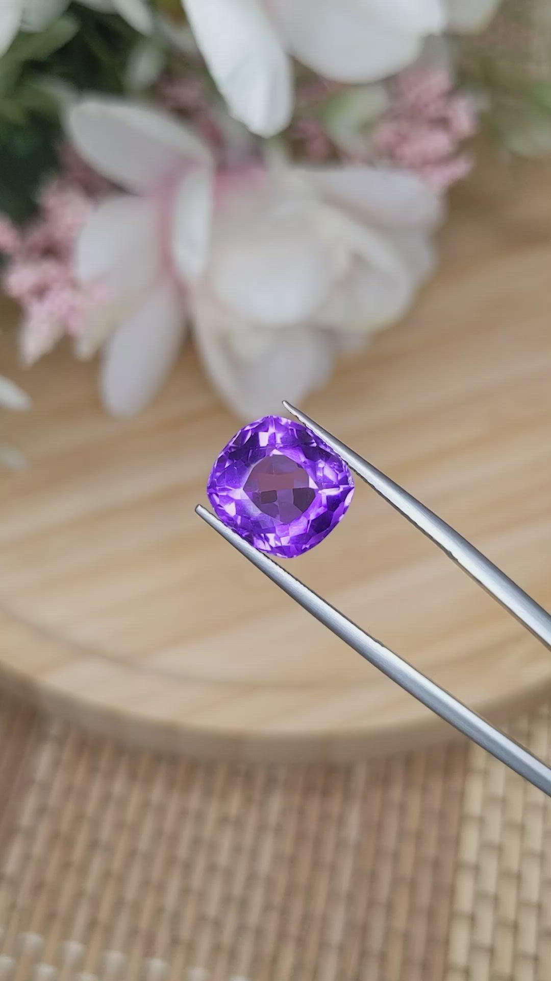 5.95 Ct. Amethyst from Ceylon (Sri Lanka) Size Video