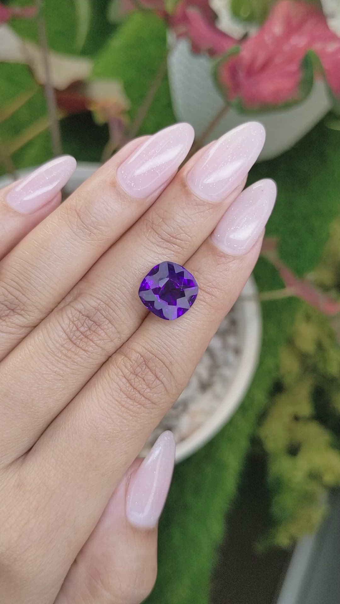 6.30 Ct. Amethyst from Ceylon (Sri Lanka) Size Video