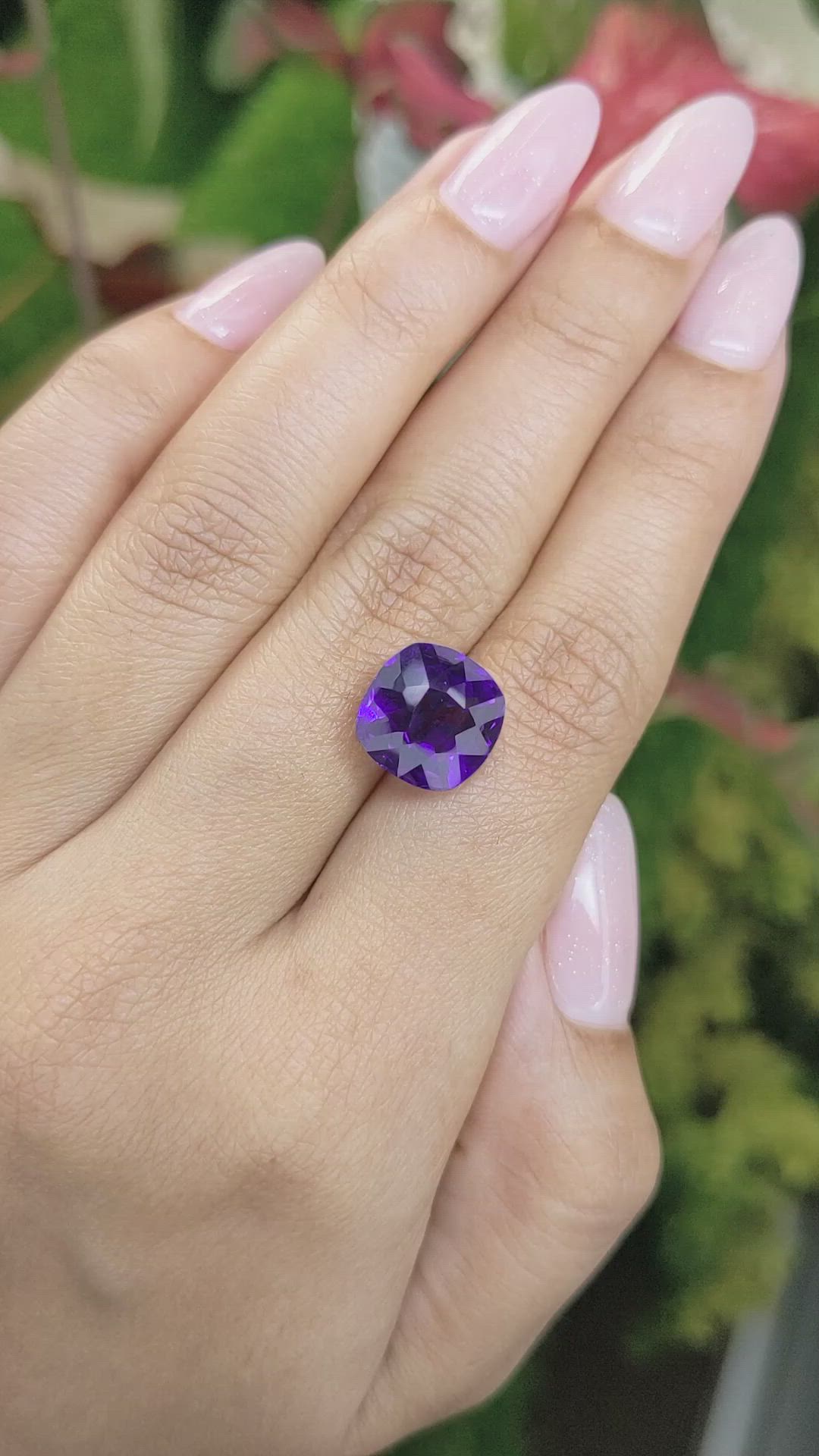 6.30 Ct. Amethyst from Ceylon (Sri Lanka) Size Video