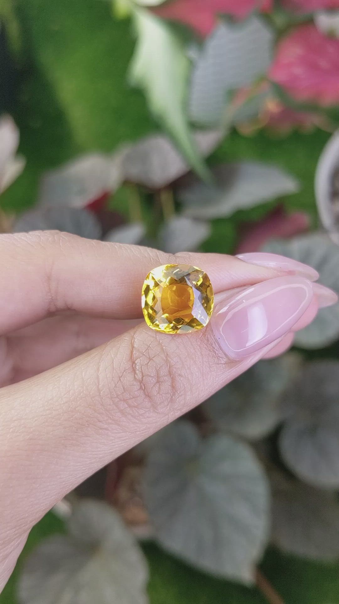 6.10 Ct. Yellow Citrine from Ceylon (Sri Lanka) Size Video