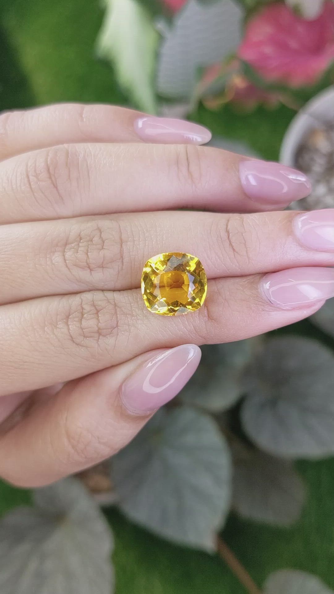 6.10 Ct. Yellow Citrine from Ceylon (Sri Lanka) Size Video