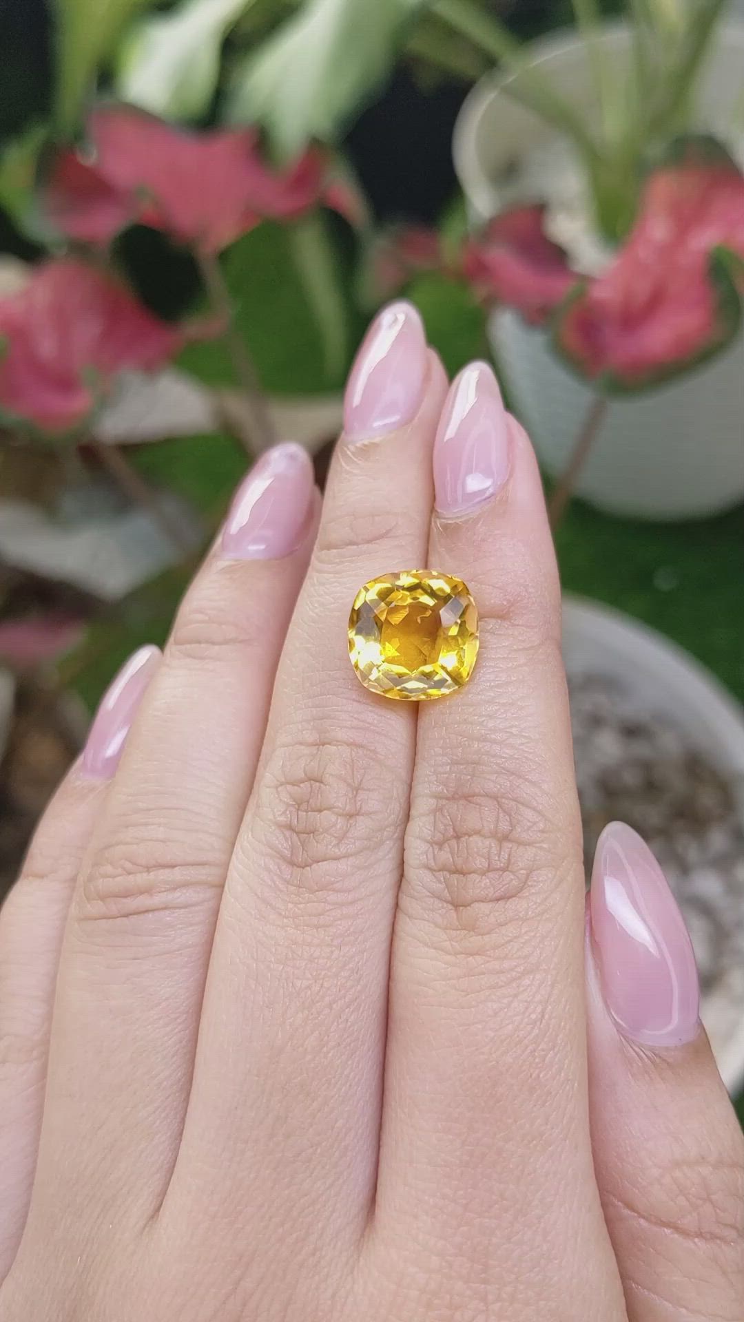 6.57 Ct. Citrine from Ceylon (Sri Lanka) Size Video