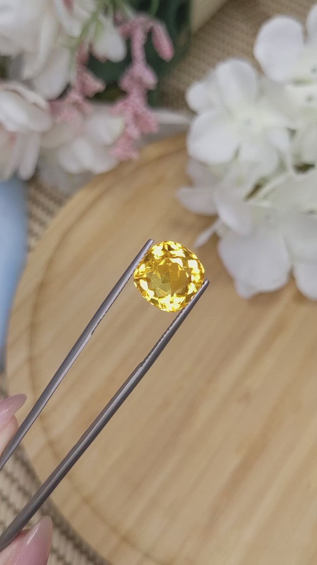 6.57 Ct. Citrine from Ceylon (Sri Lanka) Size Video
