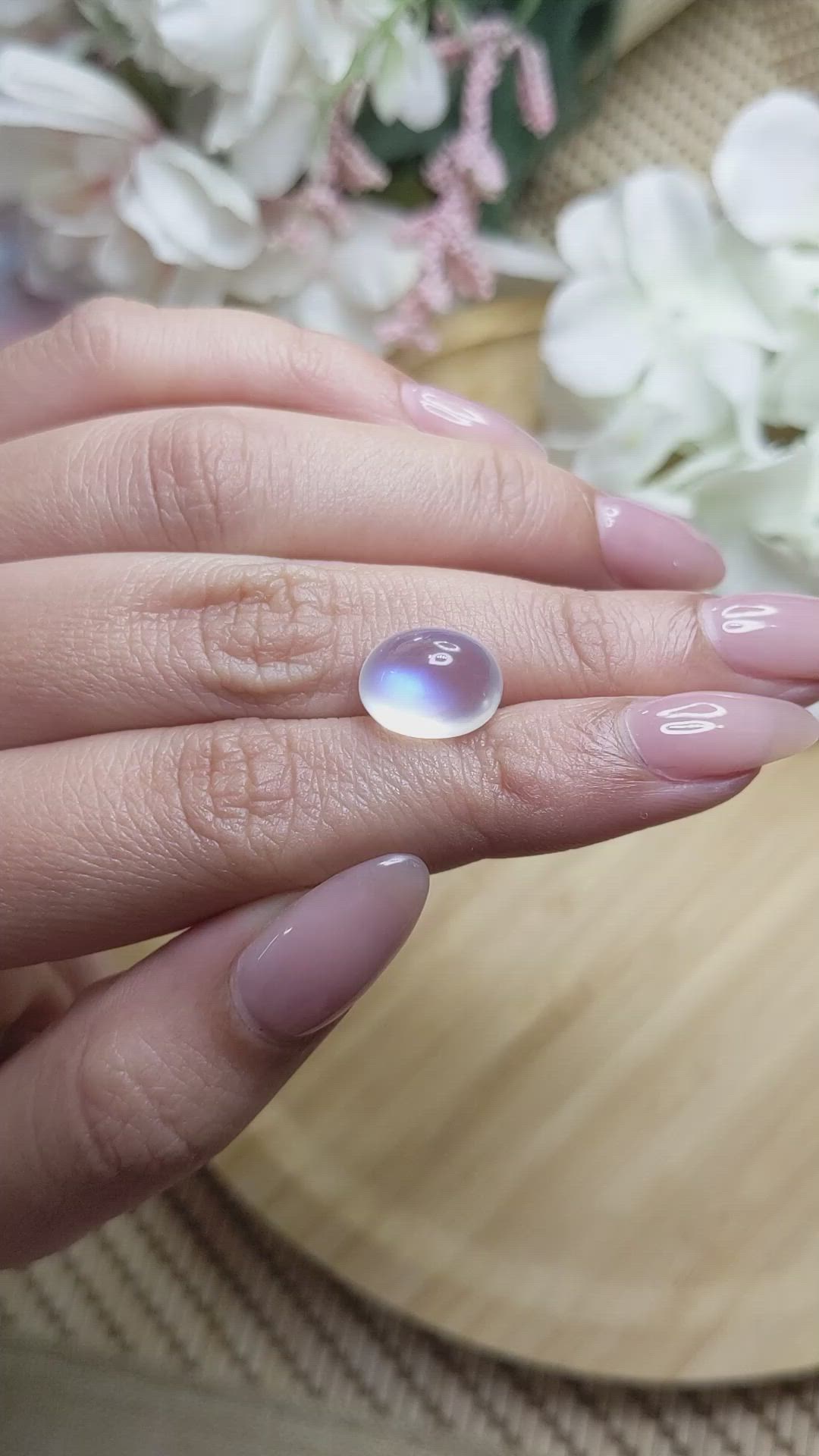 5.74 Ct. Cabochon Moonstone from Ceylon (Sri Lanka) Size Video