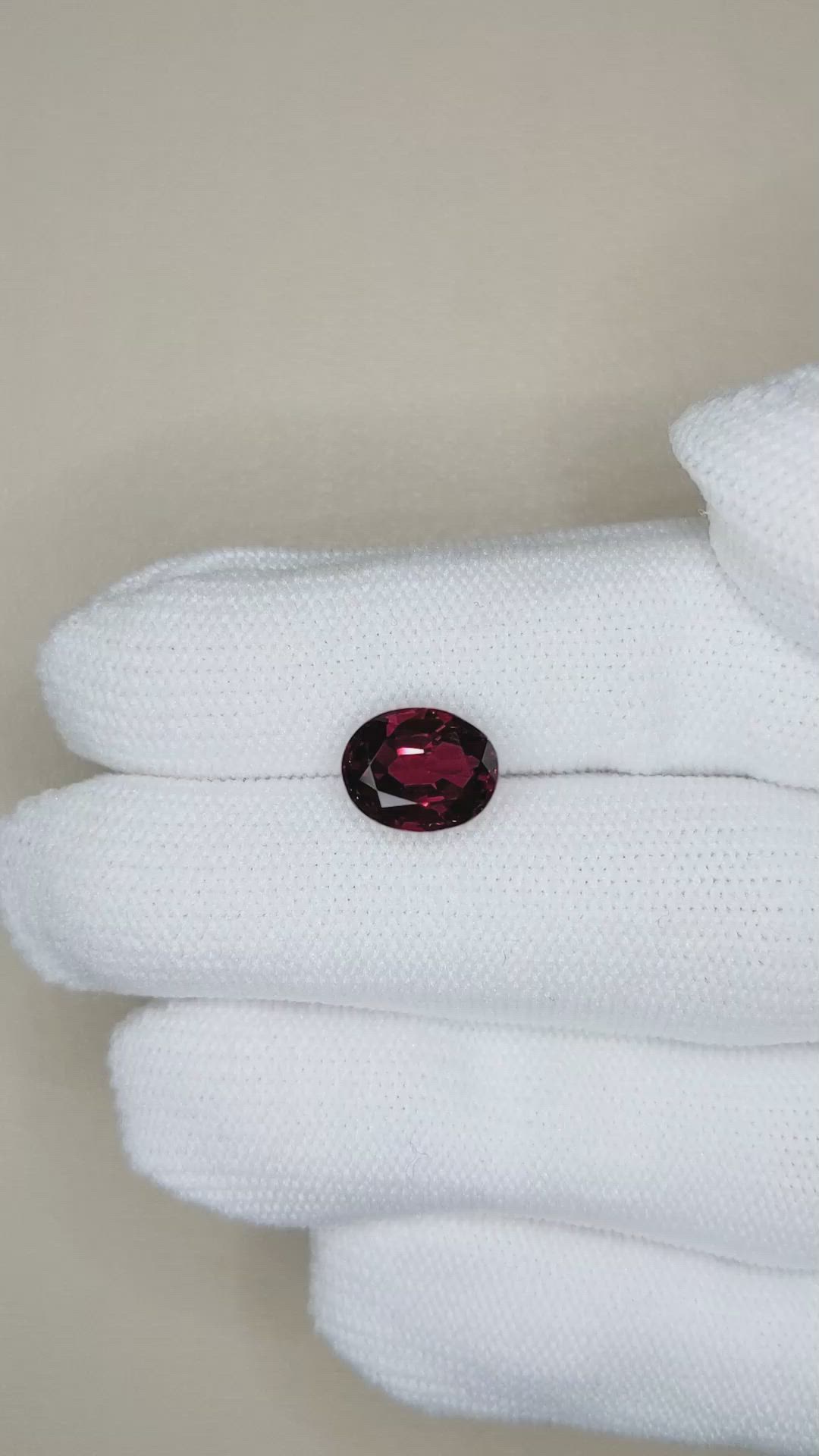 4.41 Ct. Pinkish Red Spinel from Burma (Myanmar) Size Video