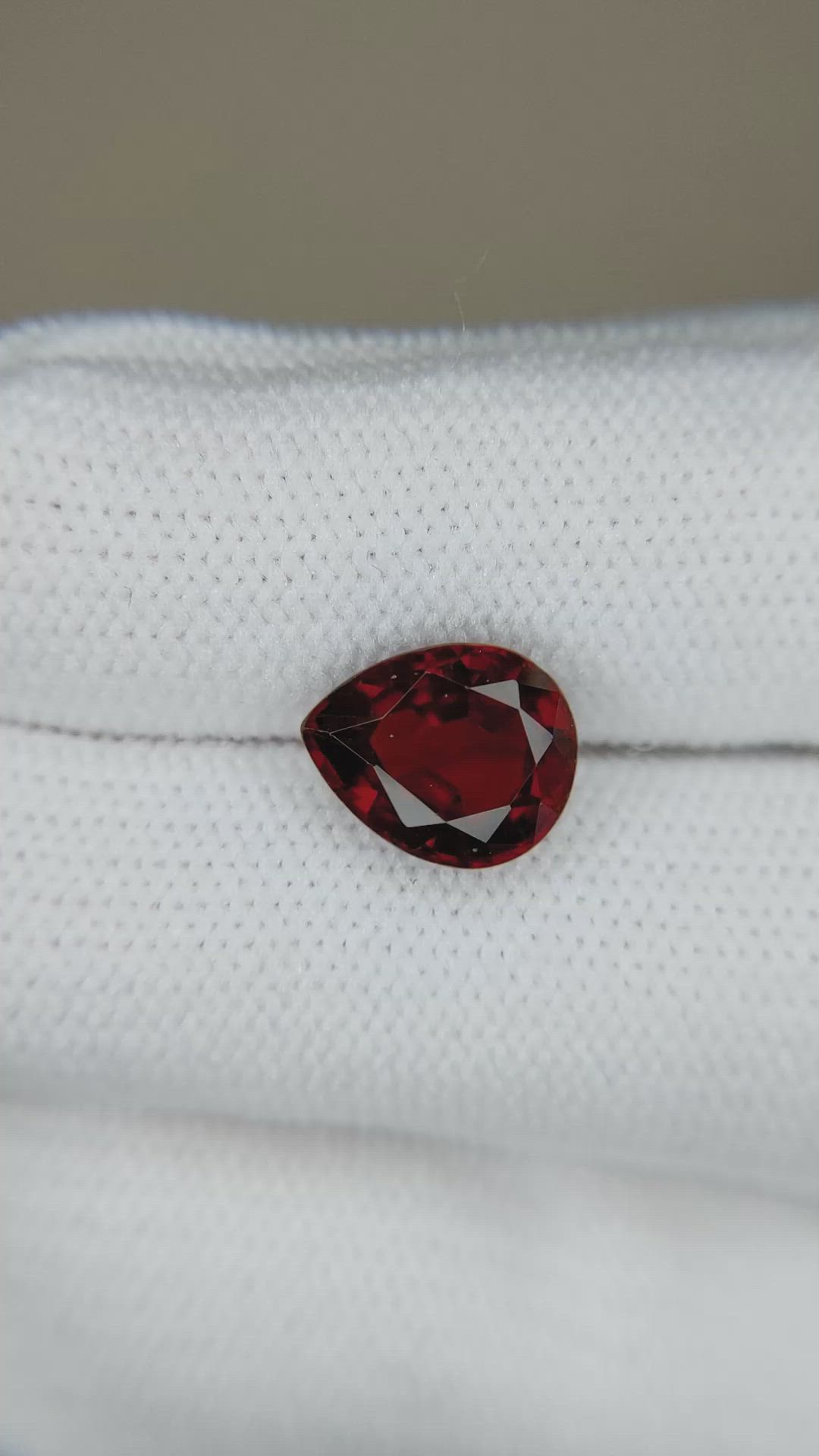 2.80 Ct. Spinel from Burma (Myanmar) Size Video