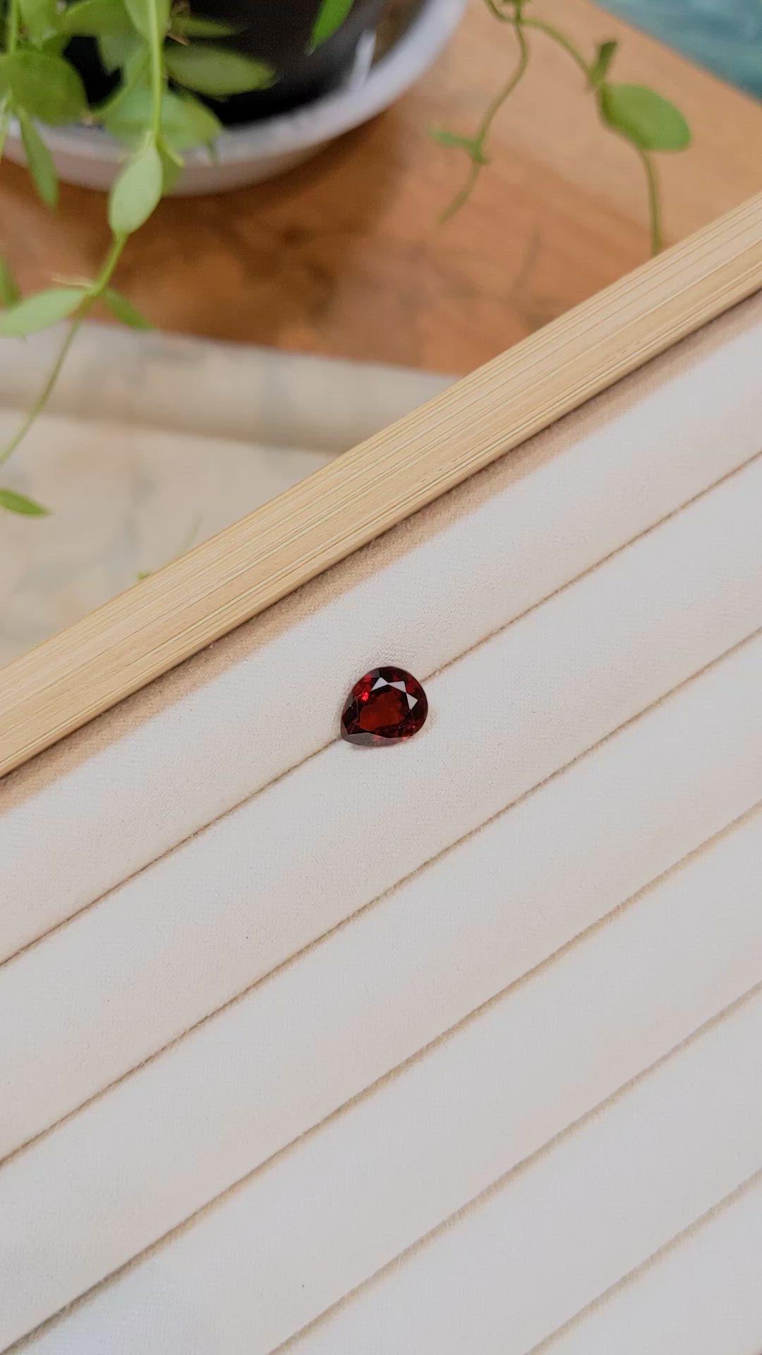 2.80 Ct. Orangish Red Spinel from Burma (Myanmar) Size Video