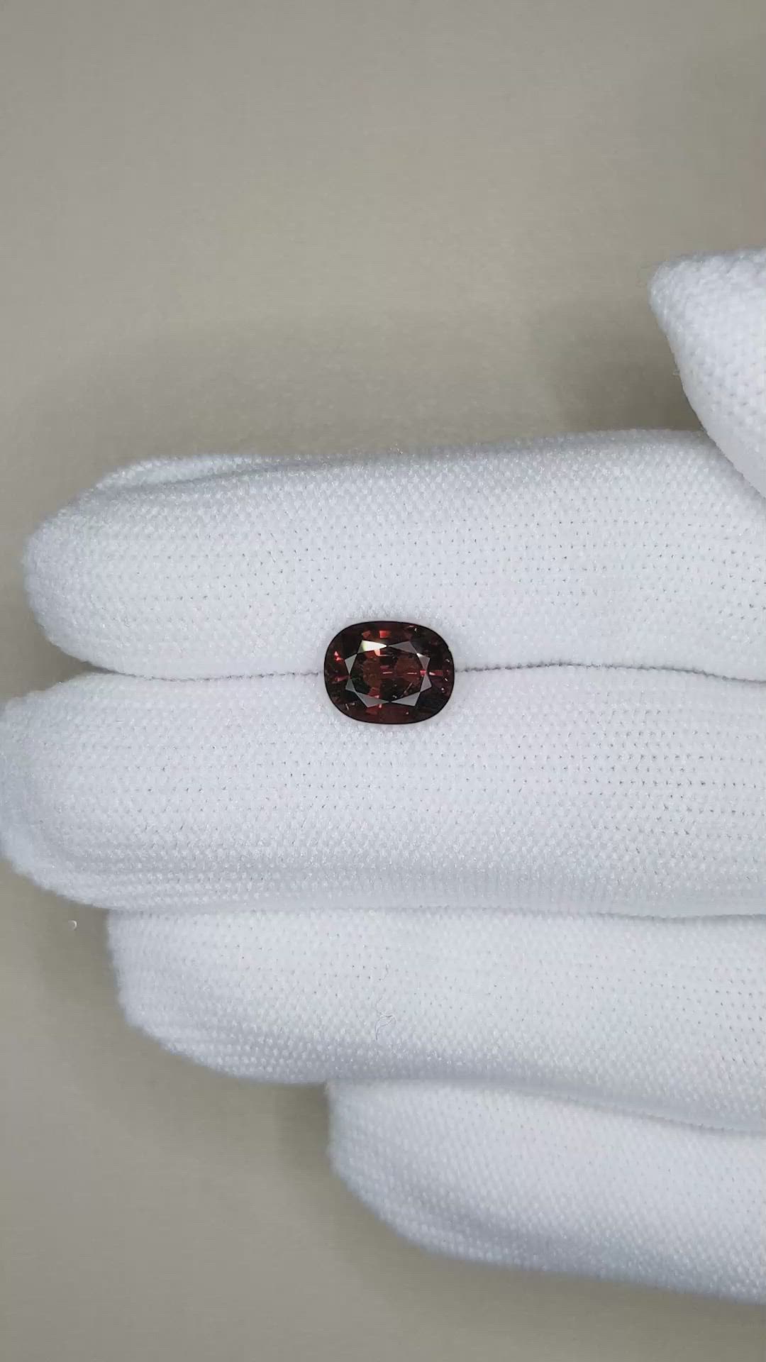 2.43 Ct. Orangish Red Spinel from Burma (Myanmar) Size Video