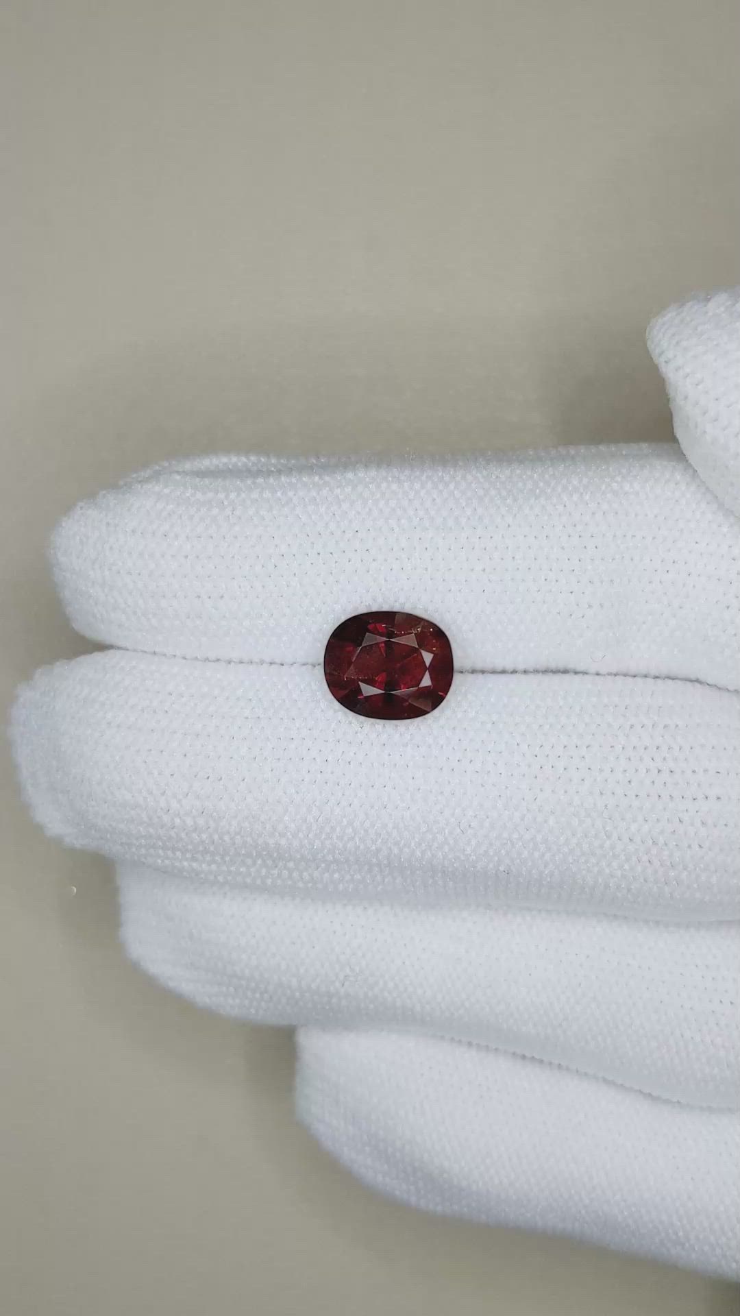 2.43 Ct. Orangish Red Spinel from Burma (Myanmar) Size Video