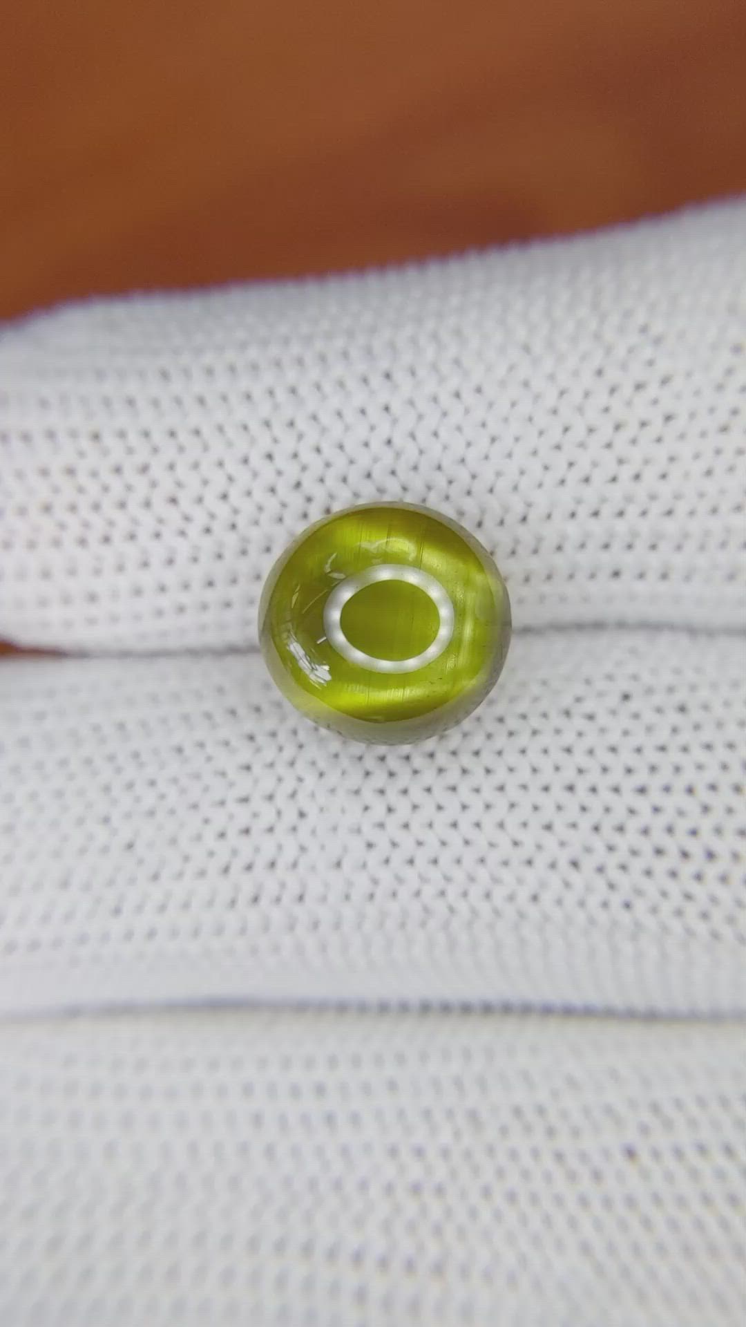 8.26 Ct. Cabochon Chrysoberyl from Ceylon (Sri Lanka) Size Video