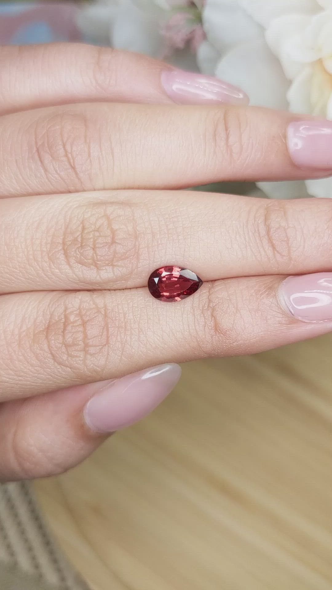 1.24 Ct. Rhodolite Garnet from Ceylon (Sri Lanka) Size Video