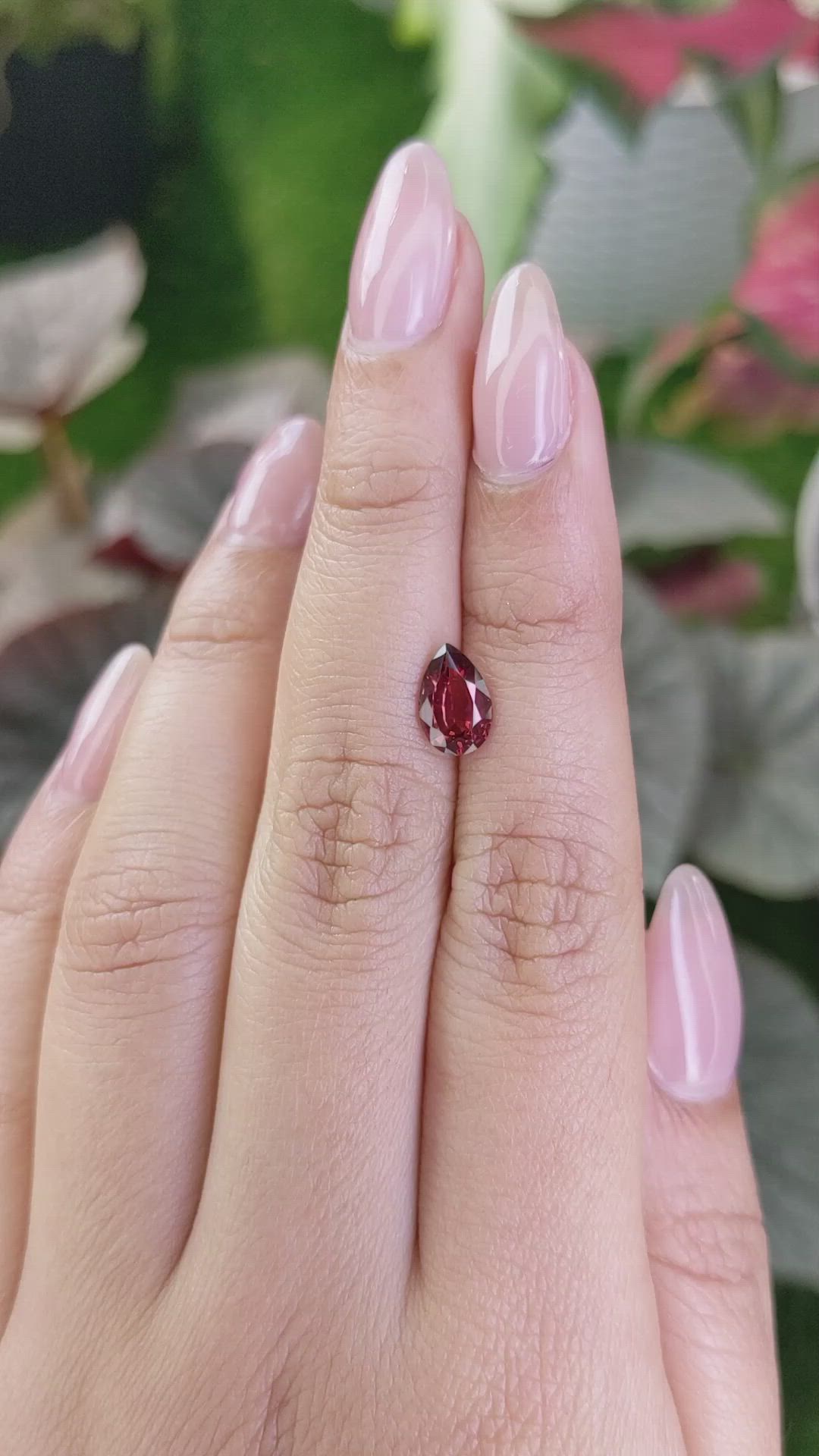 1.24 Ct. Rhodolite Garnet from Ceylon (Sri Lanka) Size Video