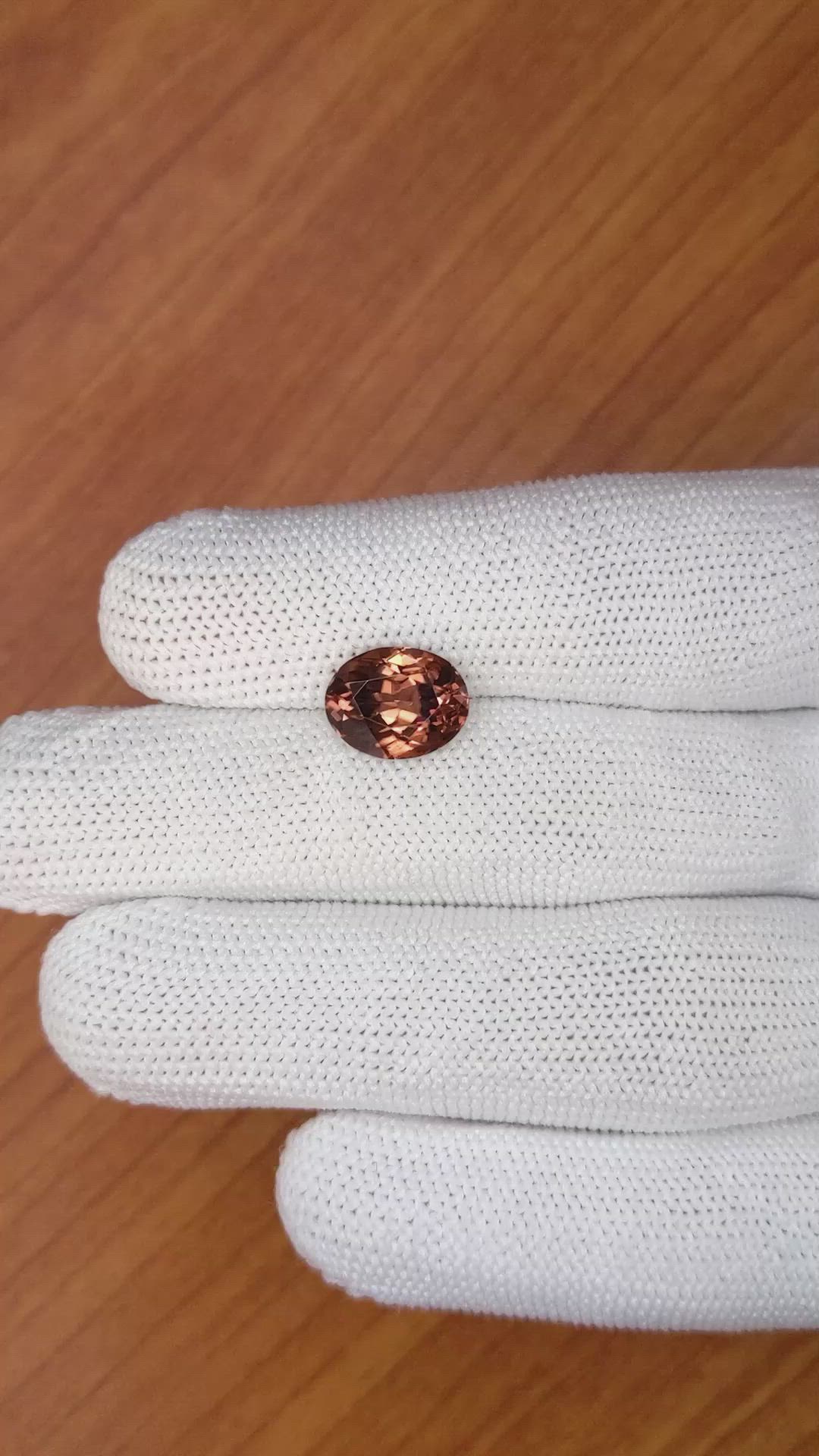 5.23 Ct. Zircon from Ceylon (Sri Lanka) Size Video