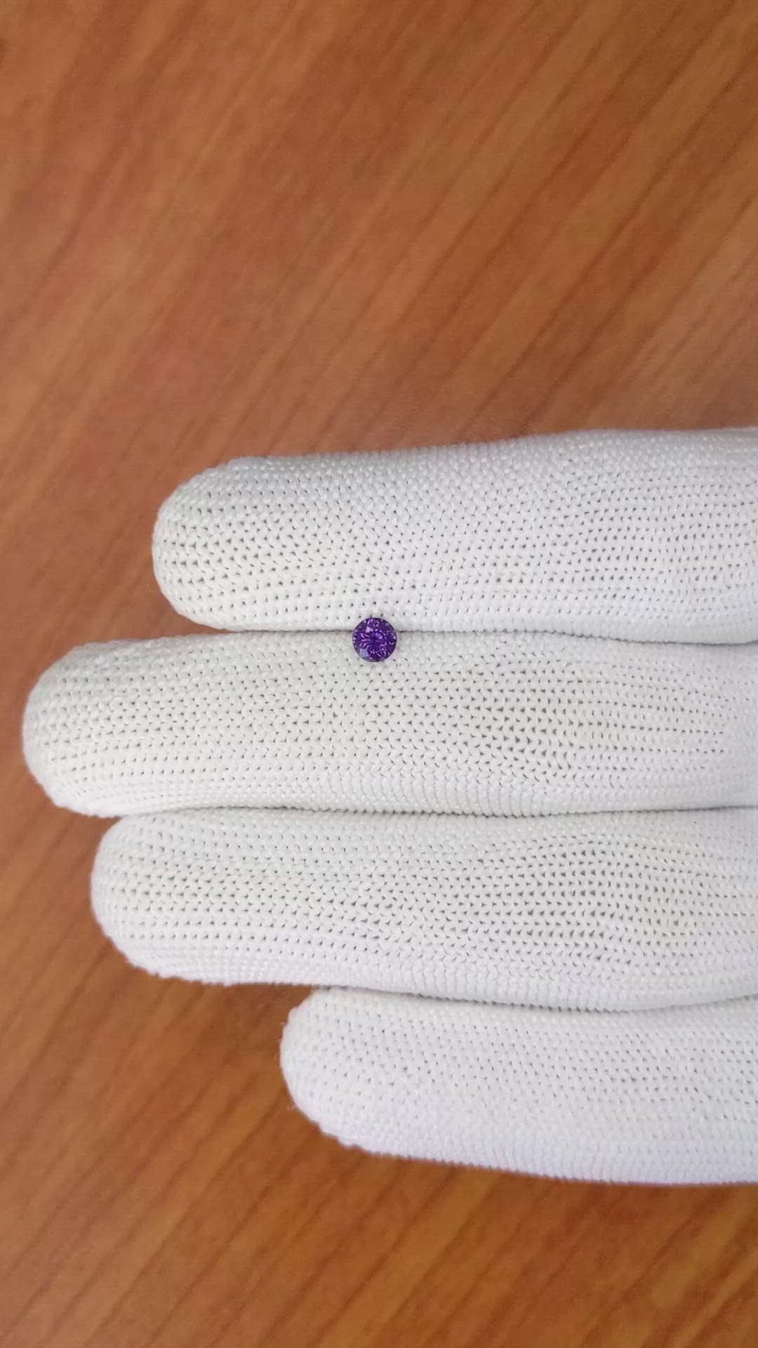 0.25 Ct. Spinel from Ceylon (Sri Lanka) Size Video