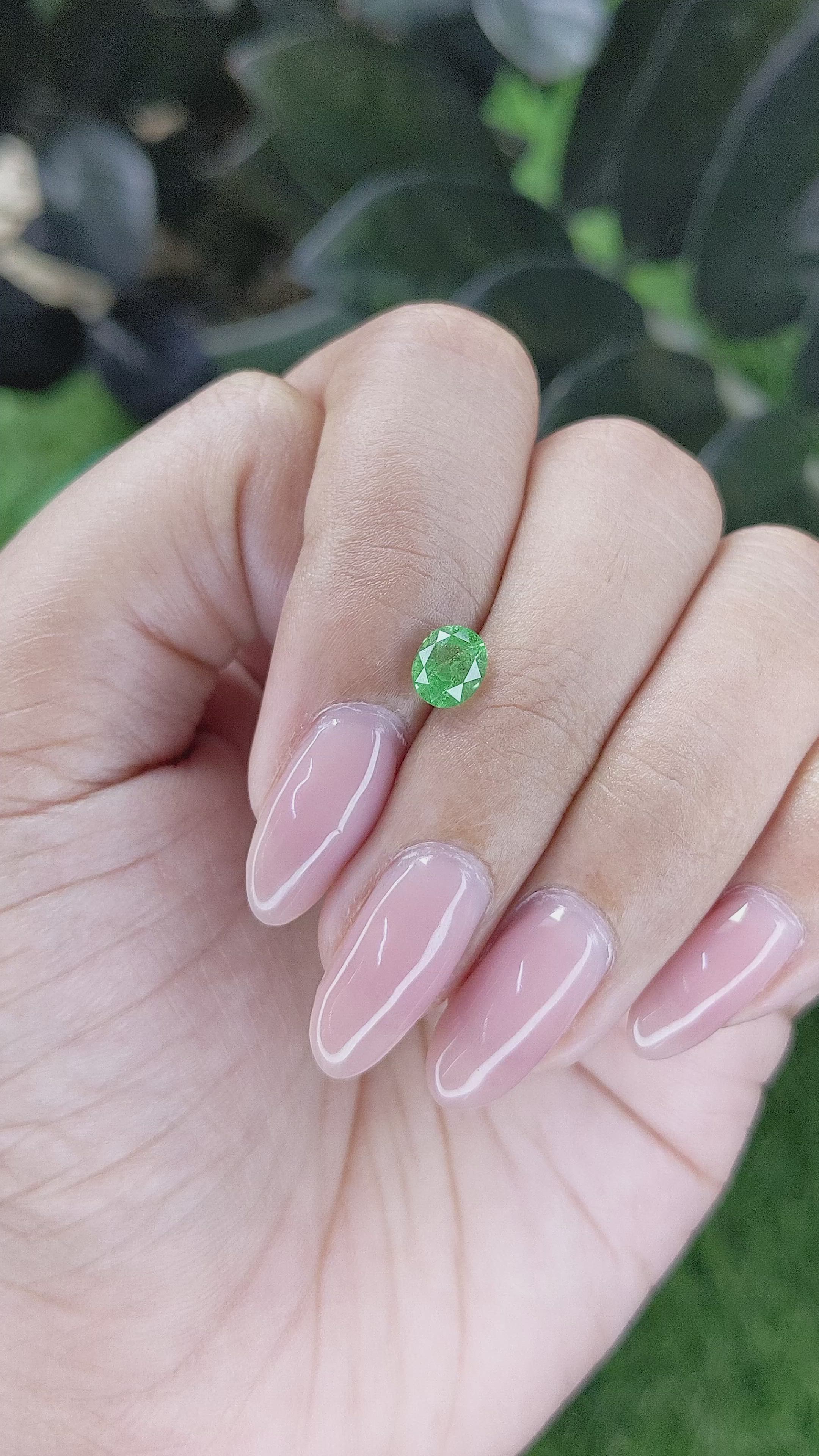 0.90 Ct. Tsavorite Garnet from Tanzania Size Video