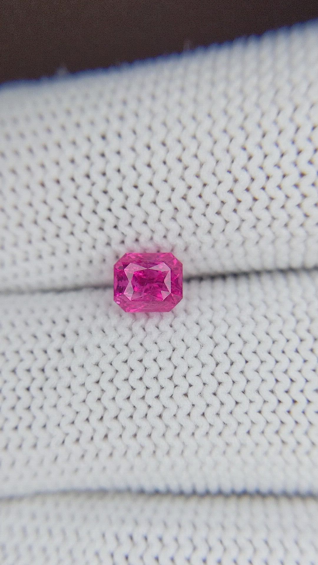 0.99 Ct. Pink Spinel from Ceylon (Sri Lanka) Size Video