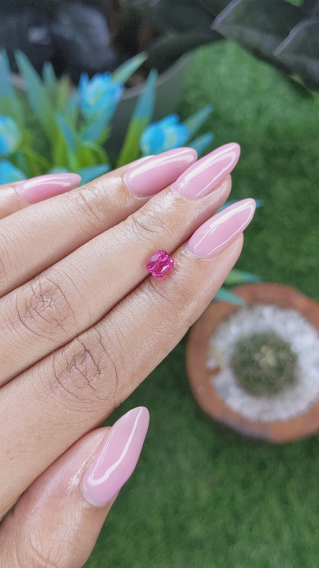 0.99 Ct. Pink Spinel from Ceylon (Sri Lanka) Size Video