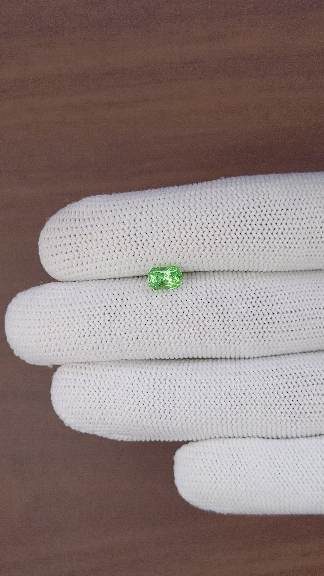 1.25 Ct. Tsavorite Garnet from Tanzania Size Video