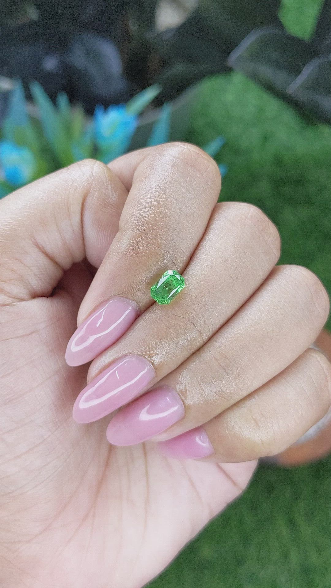 1.25 Ct. Tsavorite Garnet from Tanzania Size Video