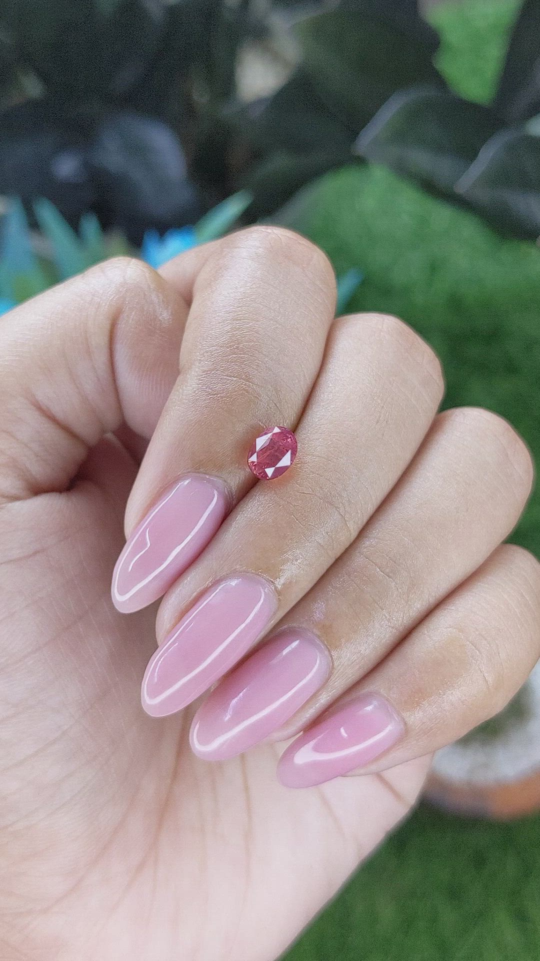 1.05 Ct. Pinkish Red Spinel from Ceylon (Sri Lanka) Size Video