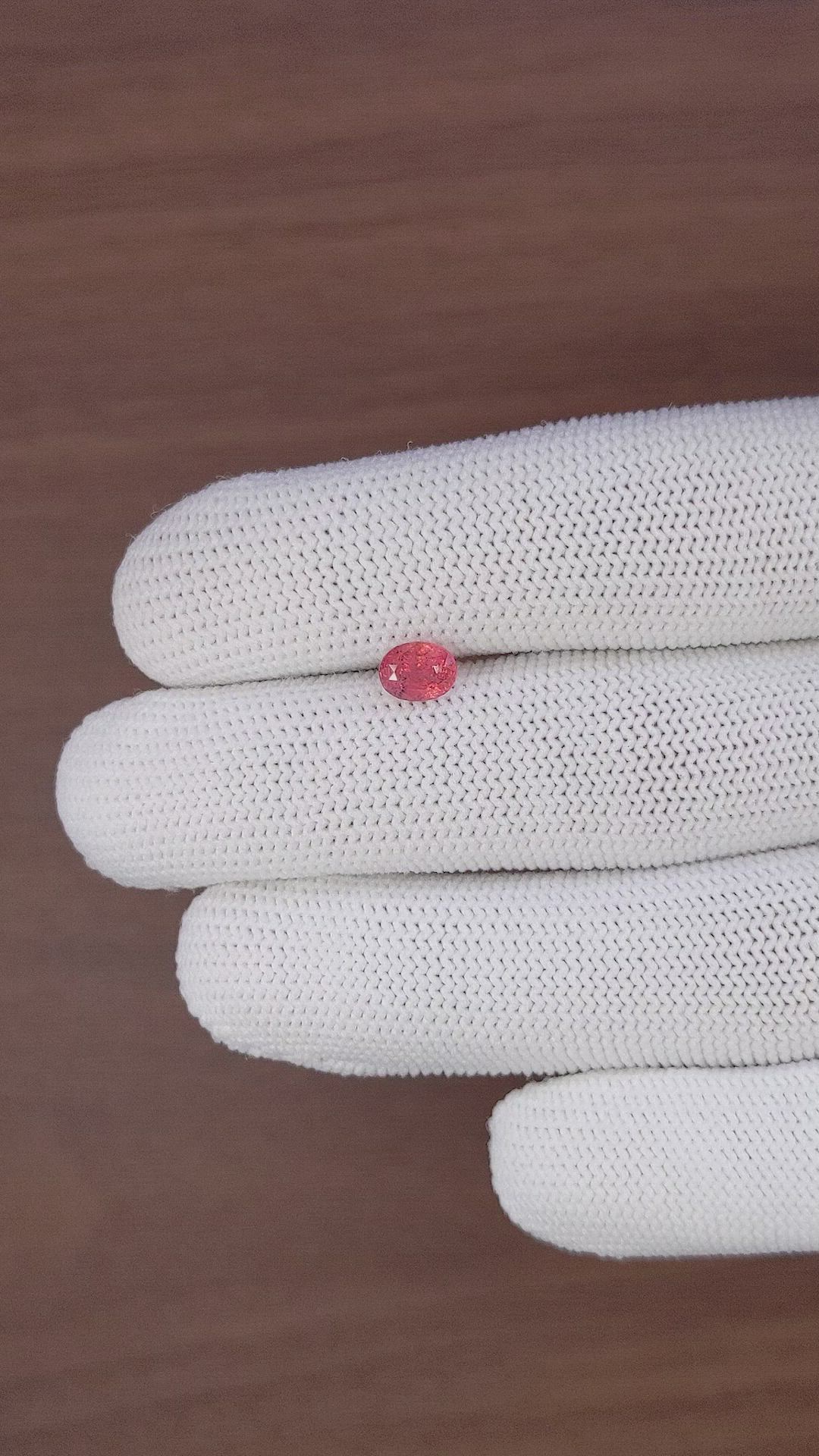 1.05 Ct. Pinkish Red Spinel from Ceylon (Sri Lanka) Size Video