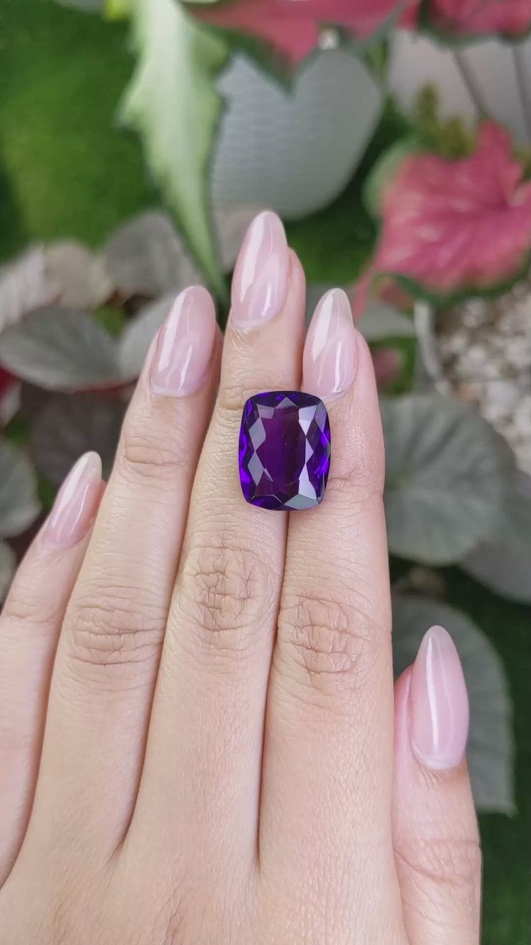 10.68 Ct. Amethyst from Ceylon (Sri Lanka) Size Video