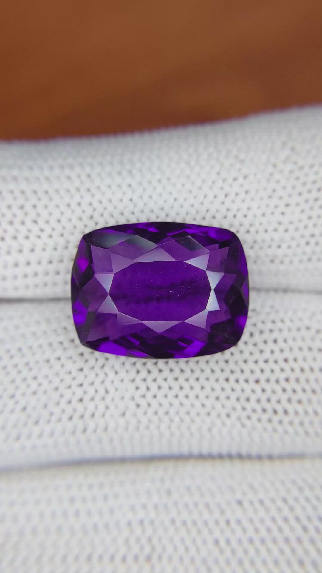 10.68 Ct. Amethyst from Ceylon (Sri Lanka) Size Video