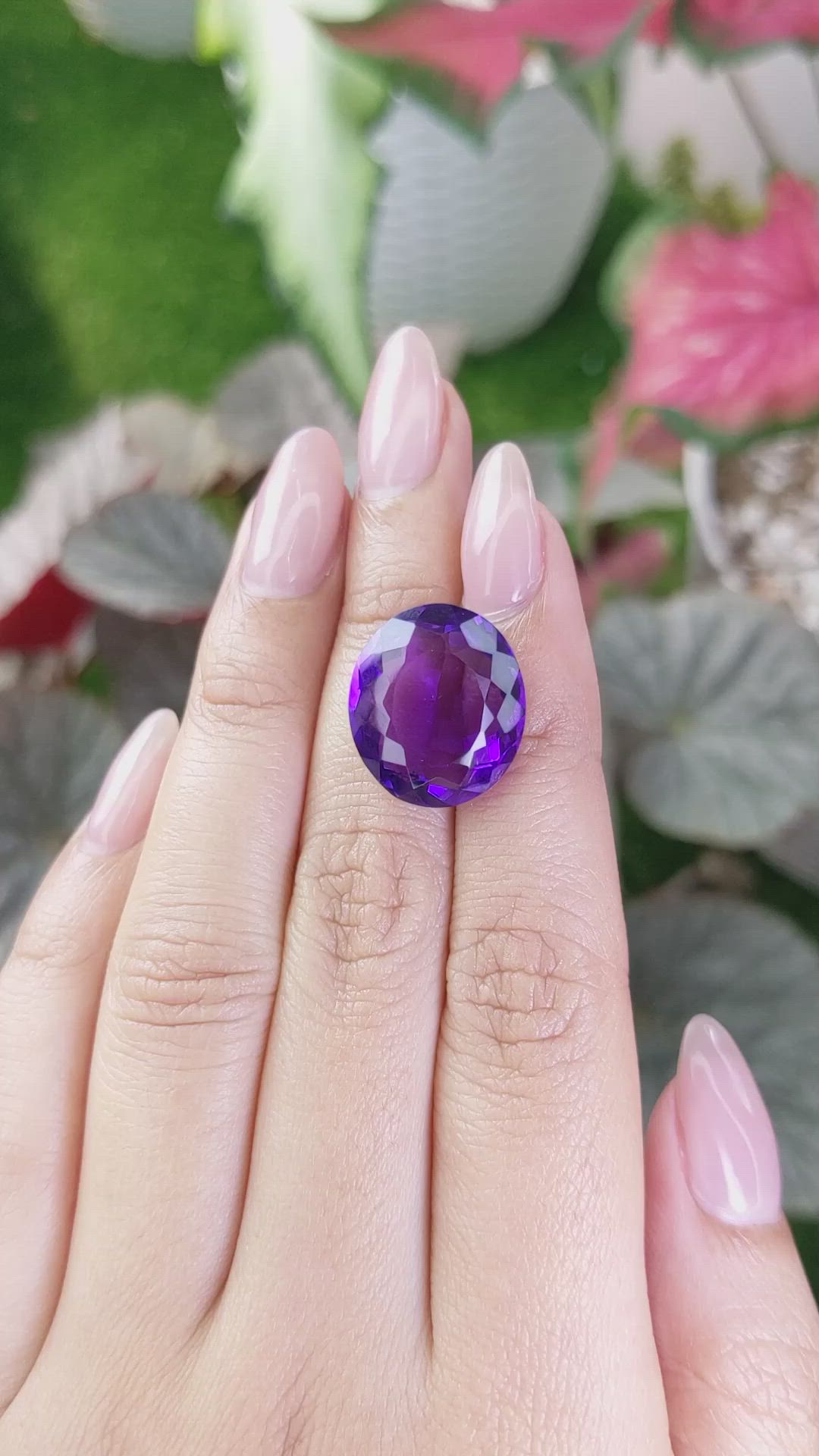14.25 Ct. Amethyst from Ceylon (Sri Lanka) Size Video