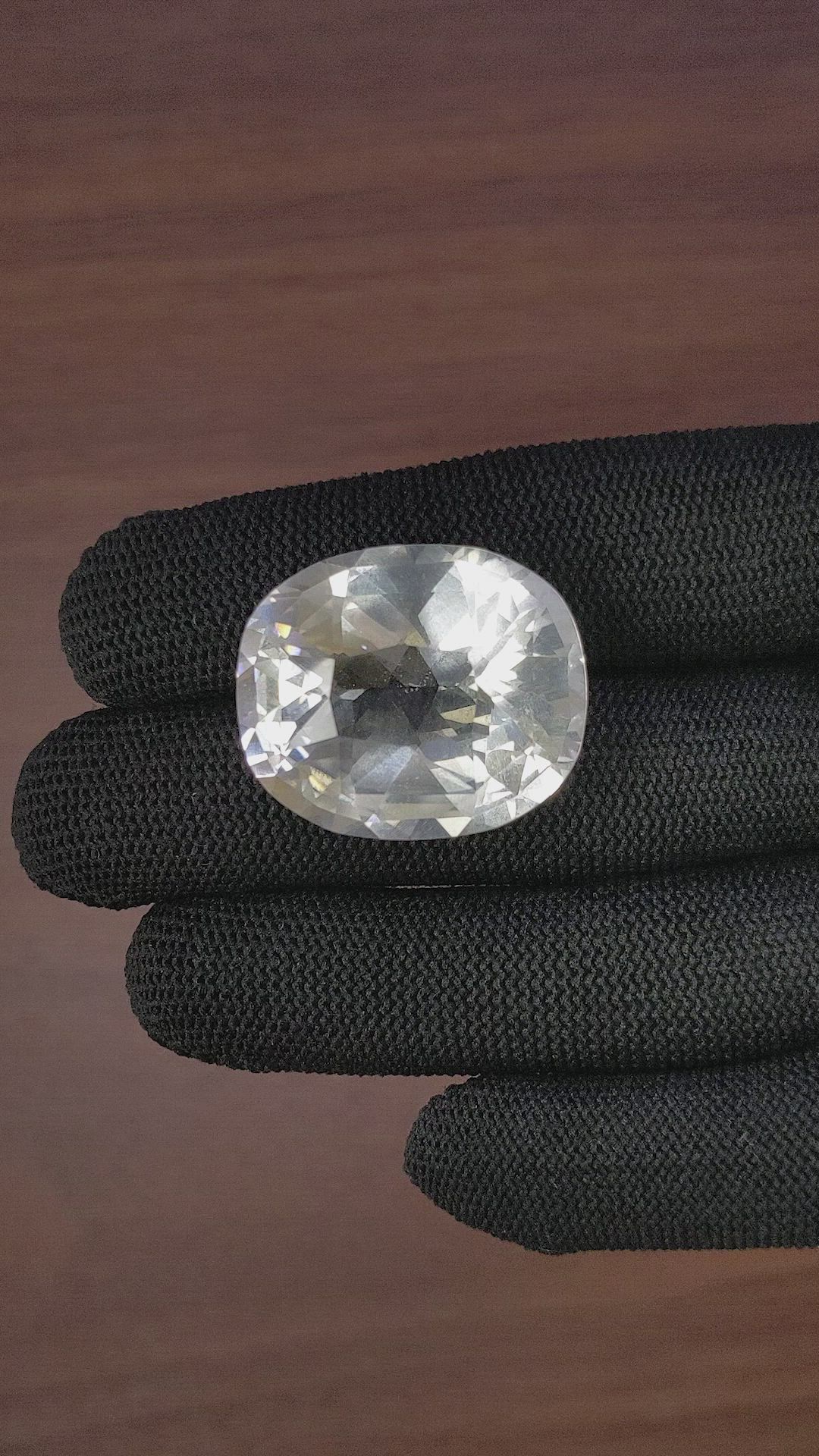 50.95 Ct. White Quartz Size Video