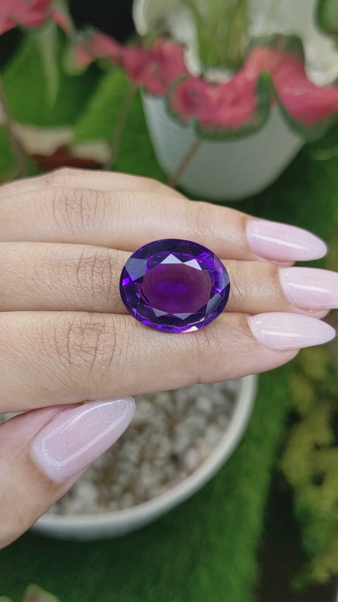 22.47 Ct. Amethyst from Ceylon (Sri Lanka) Size Video