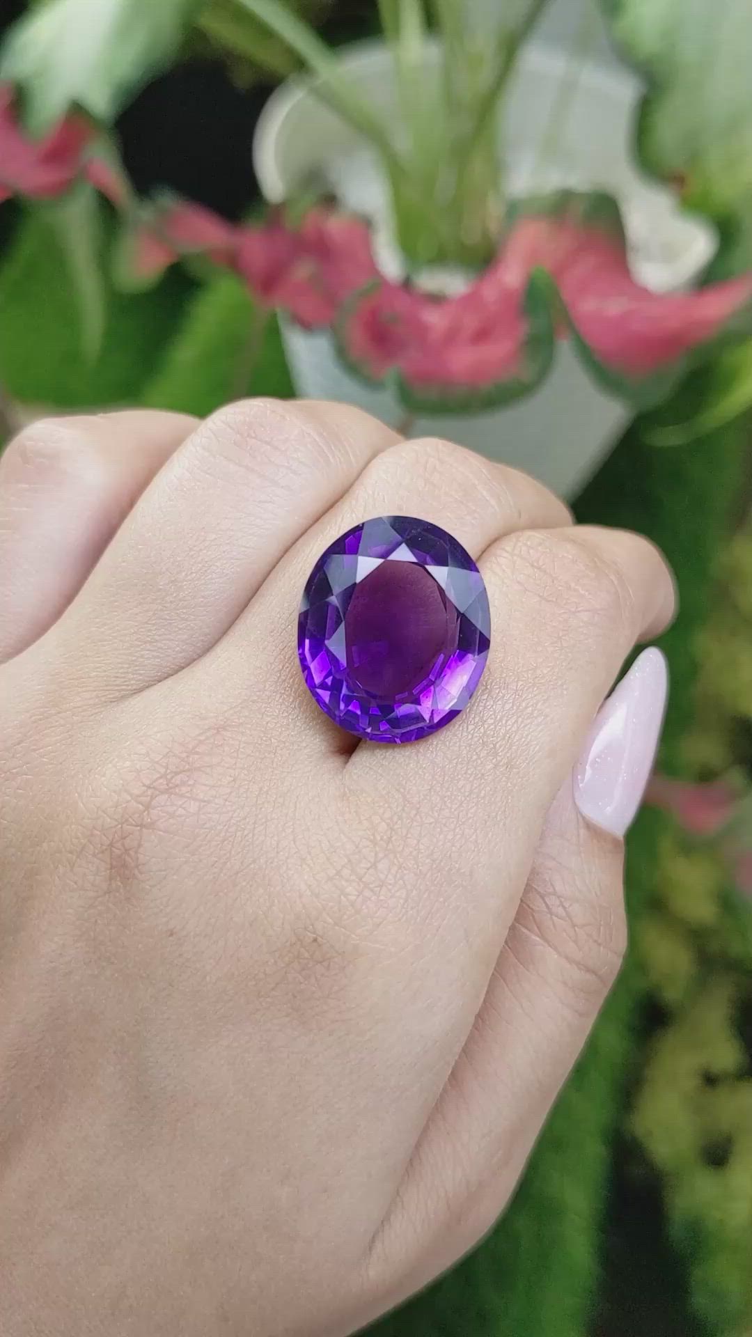 22.47 Ct. Amethyst from Ceylon (Sri Lanka) Size Video