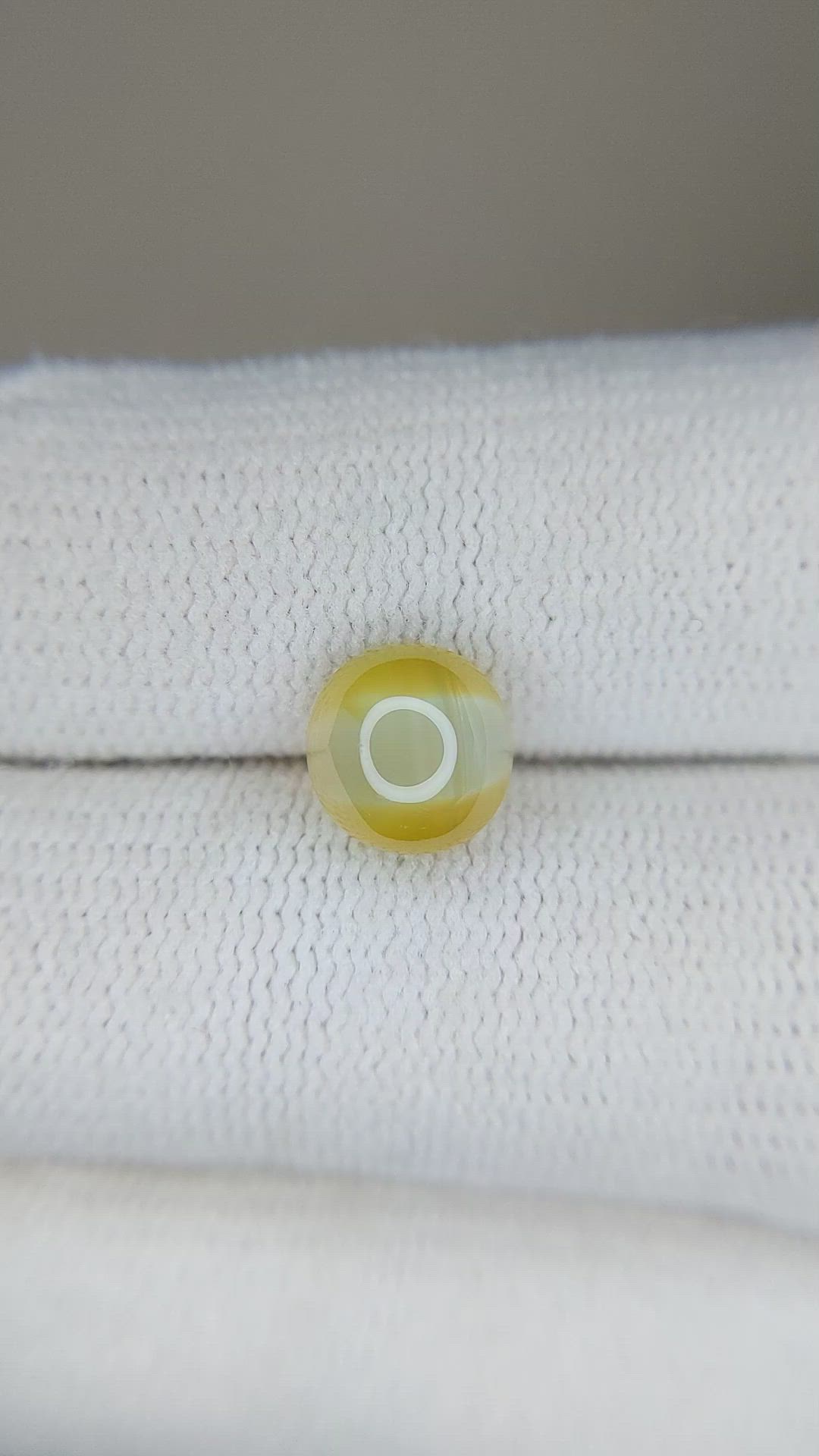 2.53 Ct. Chrysoberyl from Ceylon (Sri Lanka) Size Video