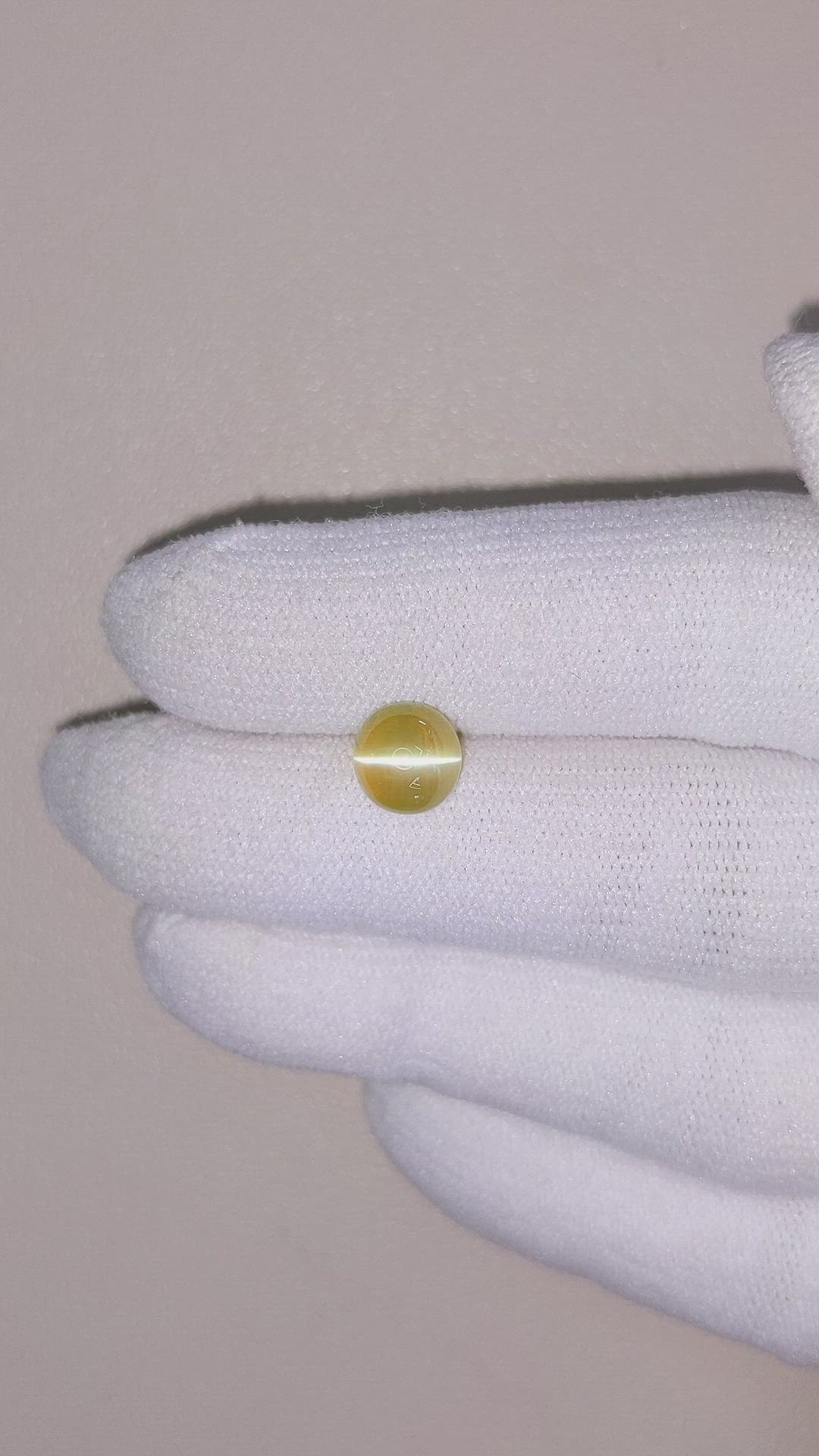2.53 Ct. Chrysoberyl from Ceylon (Sri Lanka) Size Video