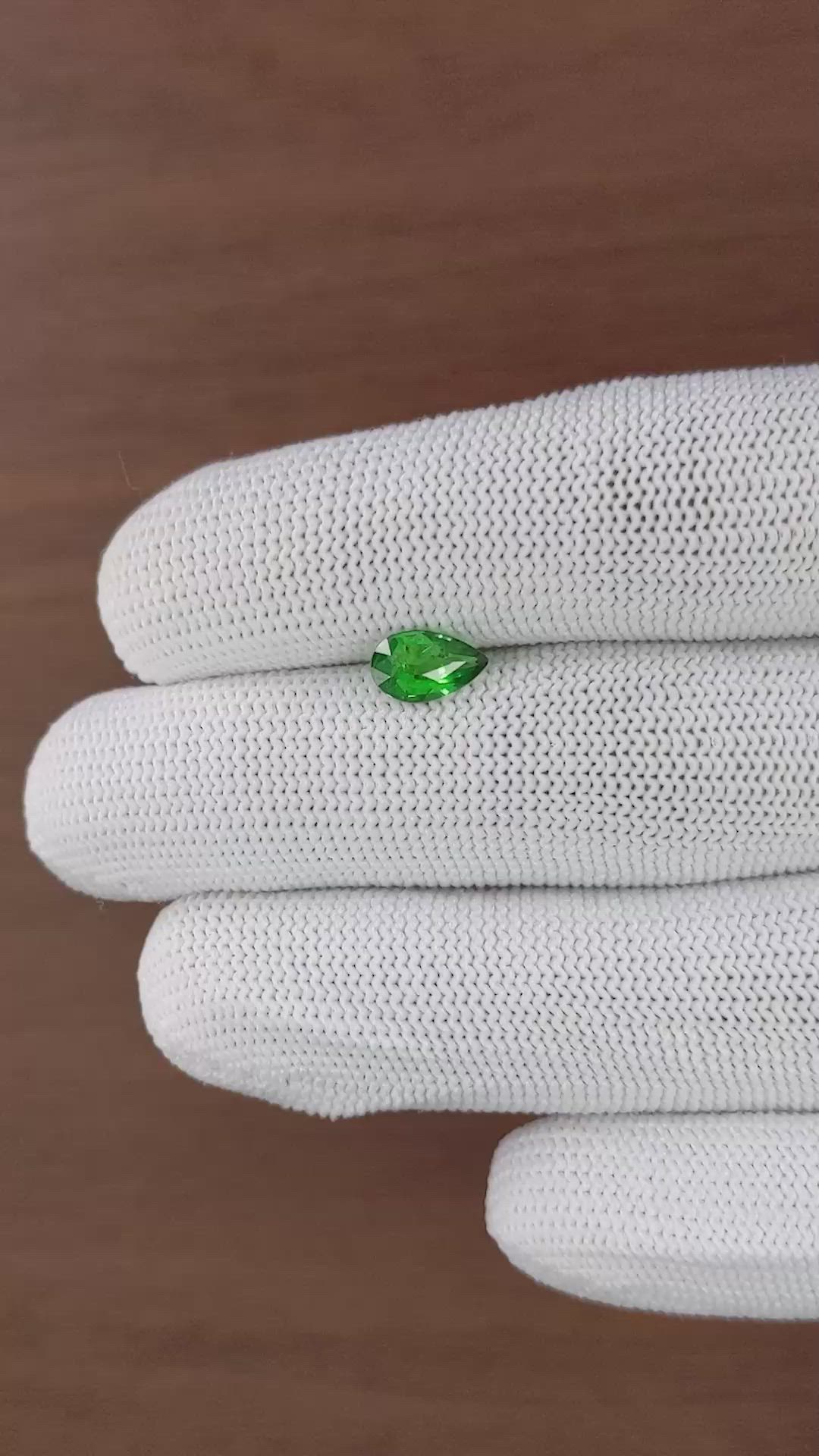 1.00 Ct. Tsavorite Garnet from Tanzania Size Video