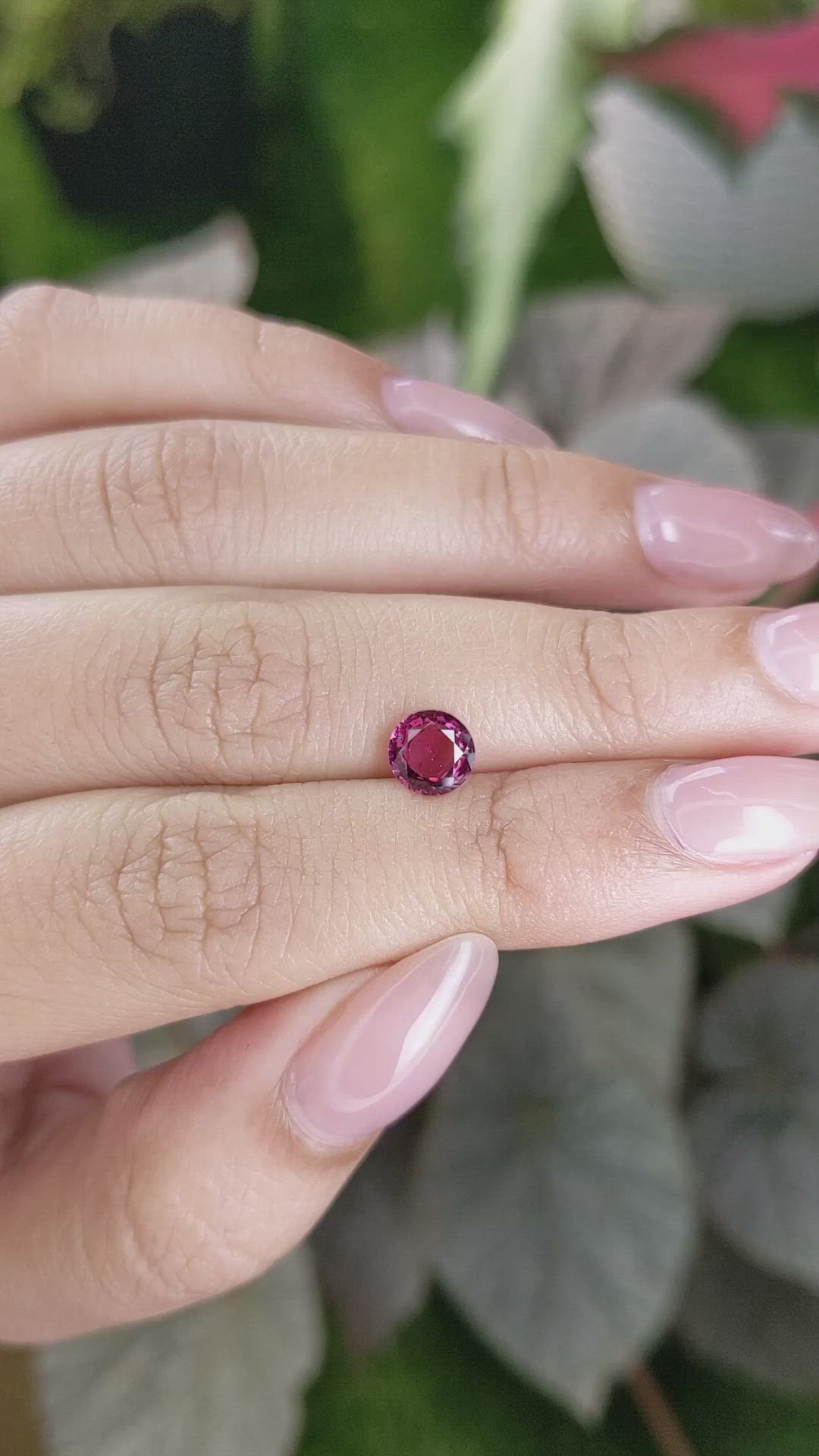0.94 Ct. Pinkish Red Garnet from Ceylon (Sri Lanka) Size Video