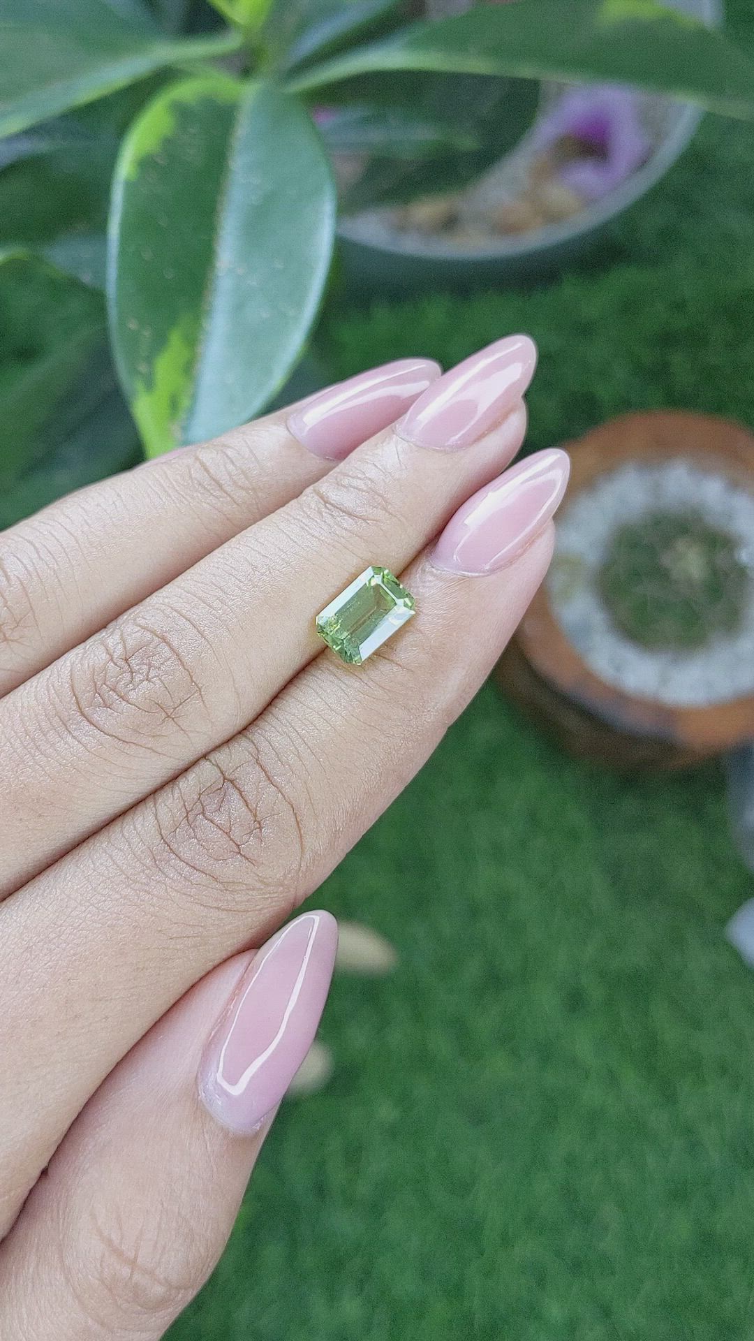 2.35 Ct. Green Chrysoberyl from Ceylon (Sri Lanka) Size Video